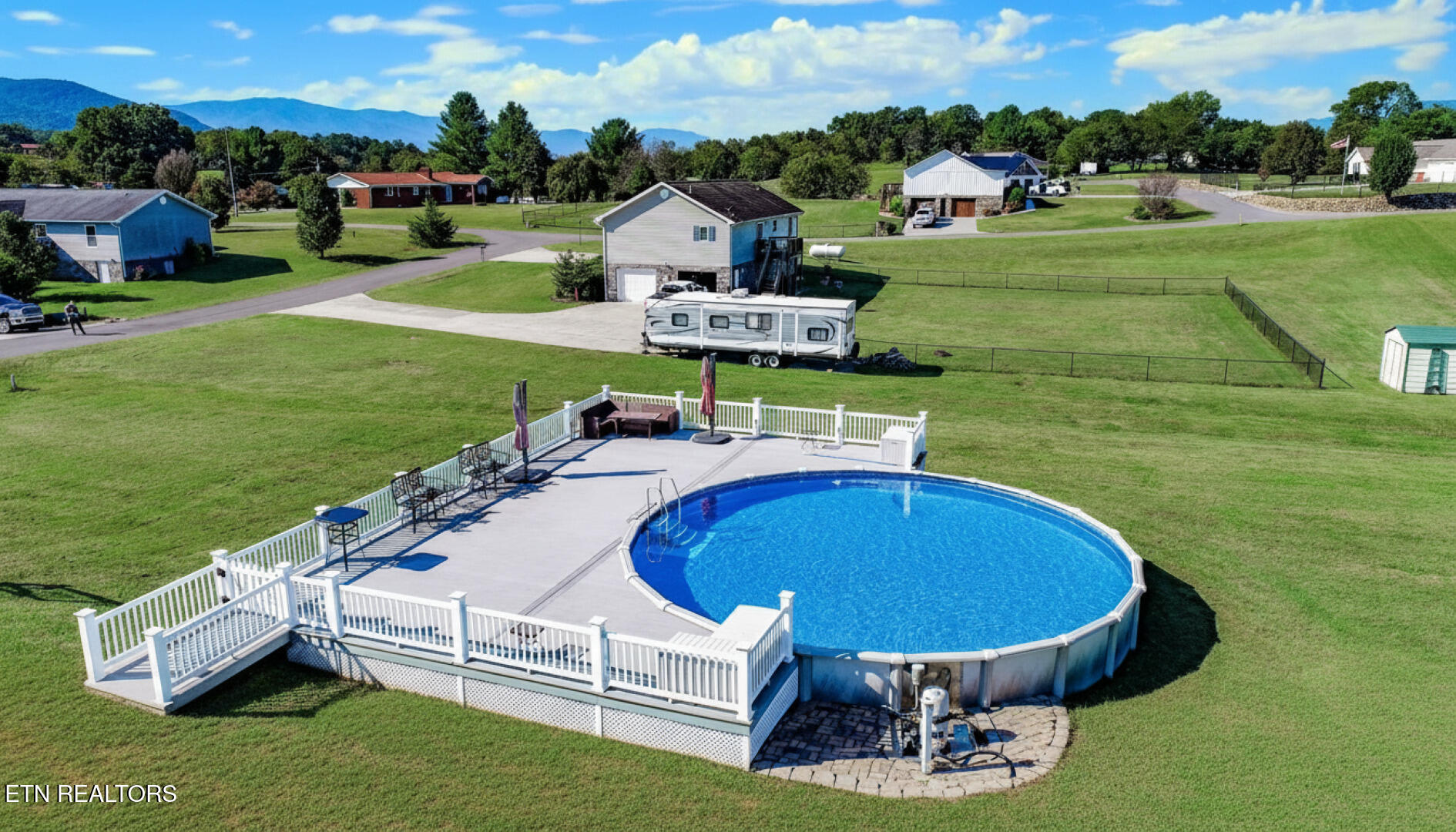 1114 Caleb Lane Newport TN 37821