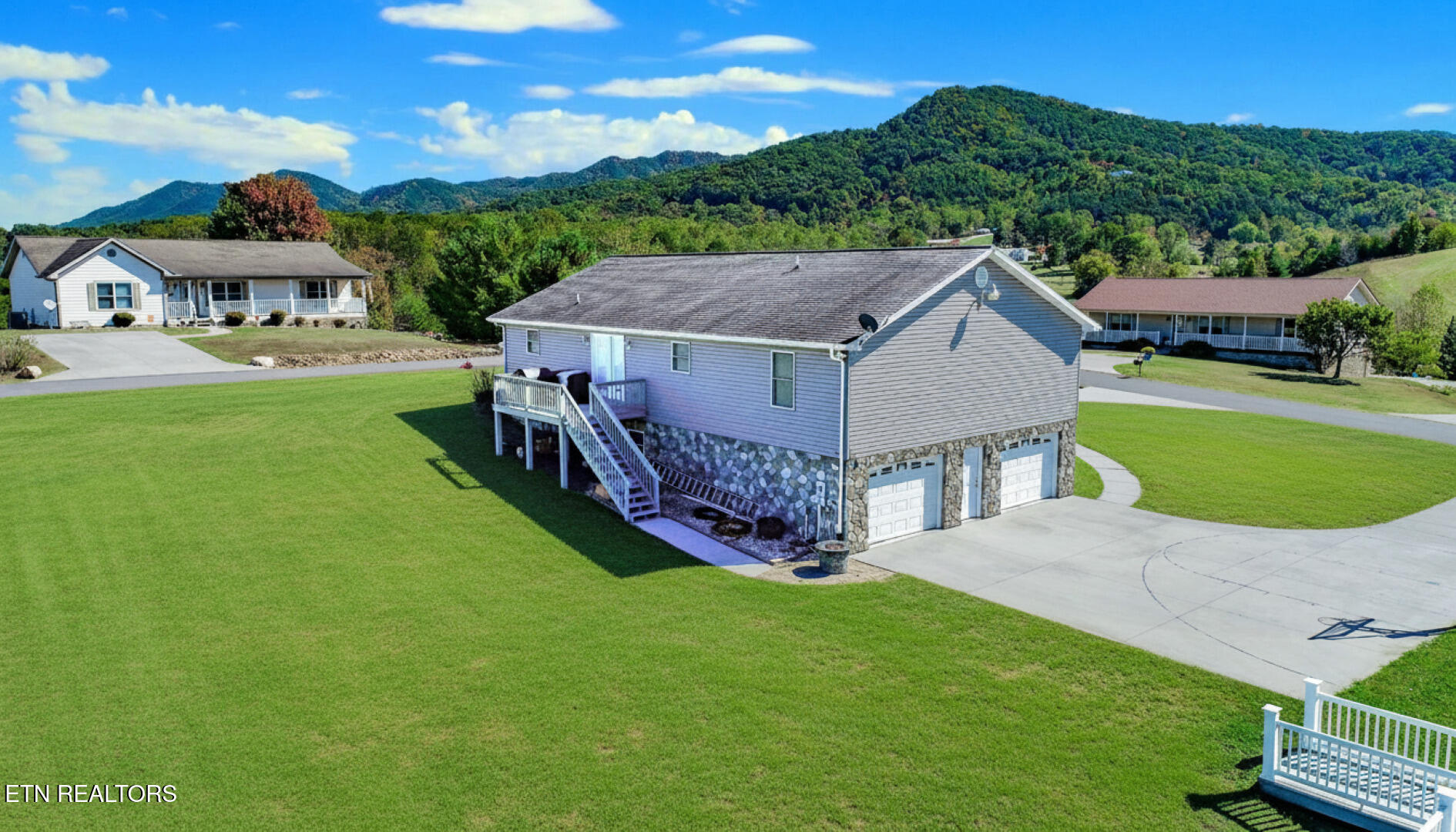 1114 Caleb Lane Newport TN 37821