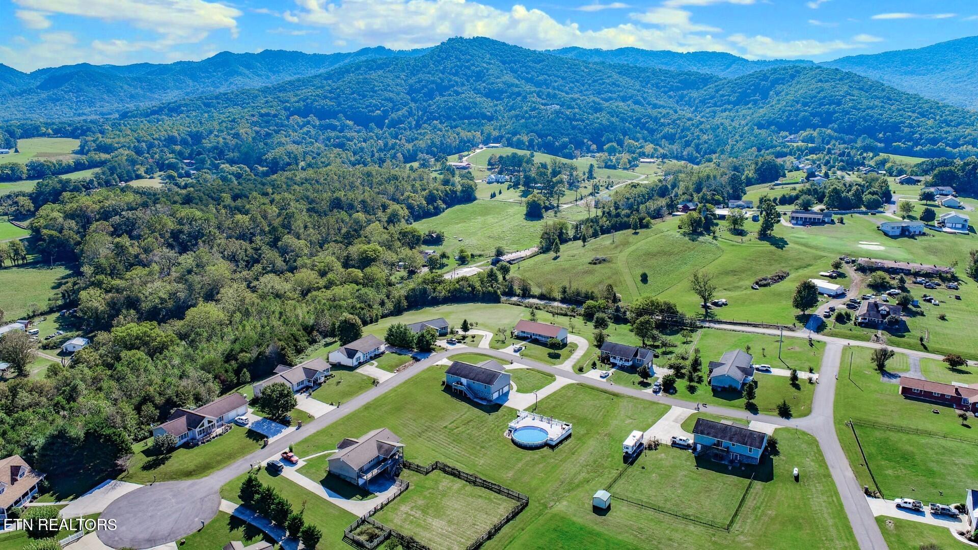 1114 Caleb Lane Newport TN 37821