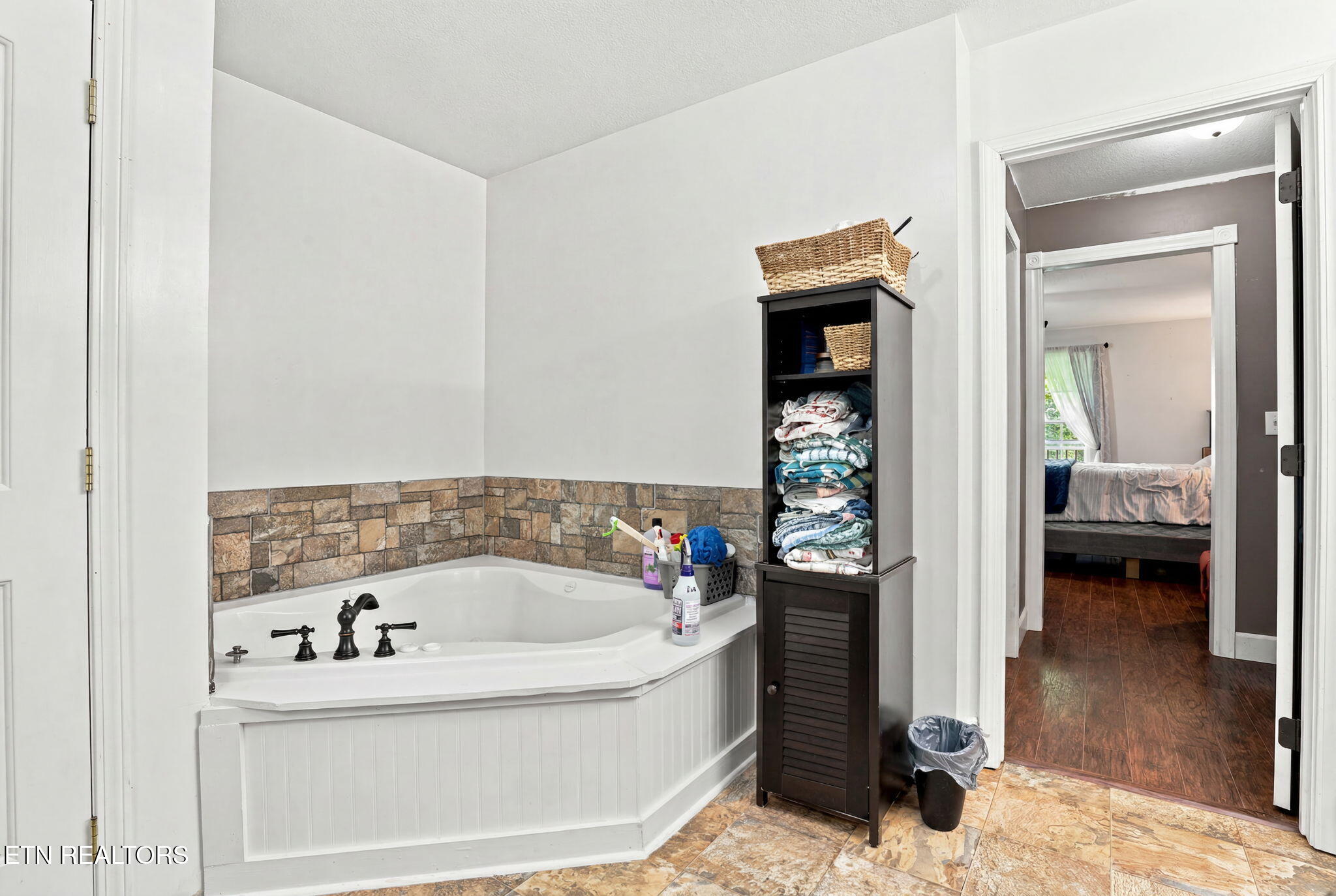 555 New Clear Branch Road Rocky Top TN 37769