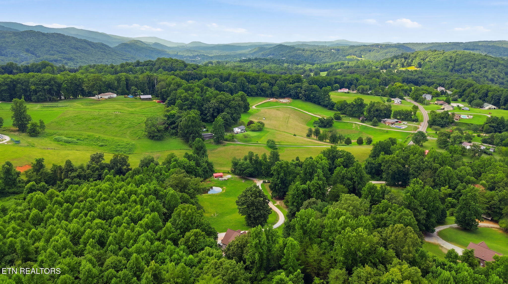 555 New Clear Branch Road Rocky Top TN 37769