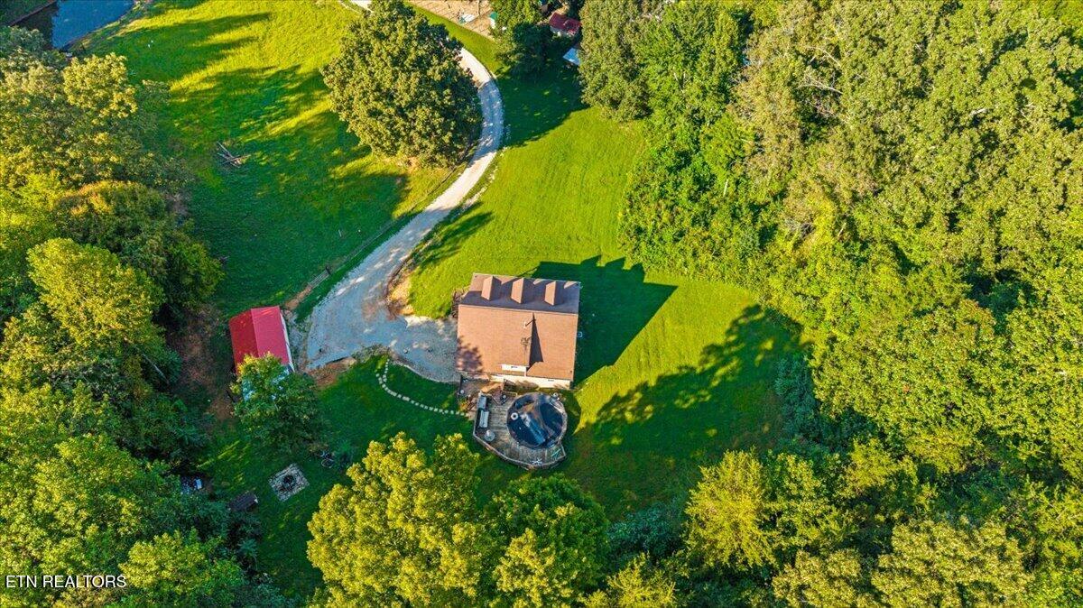 555 New Clear Branch Road Rocky Top TN 37769