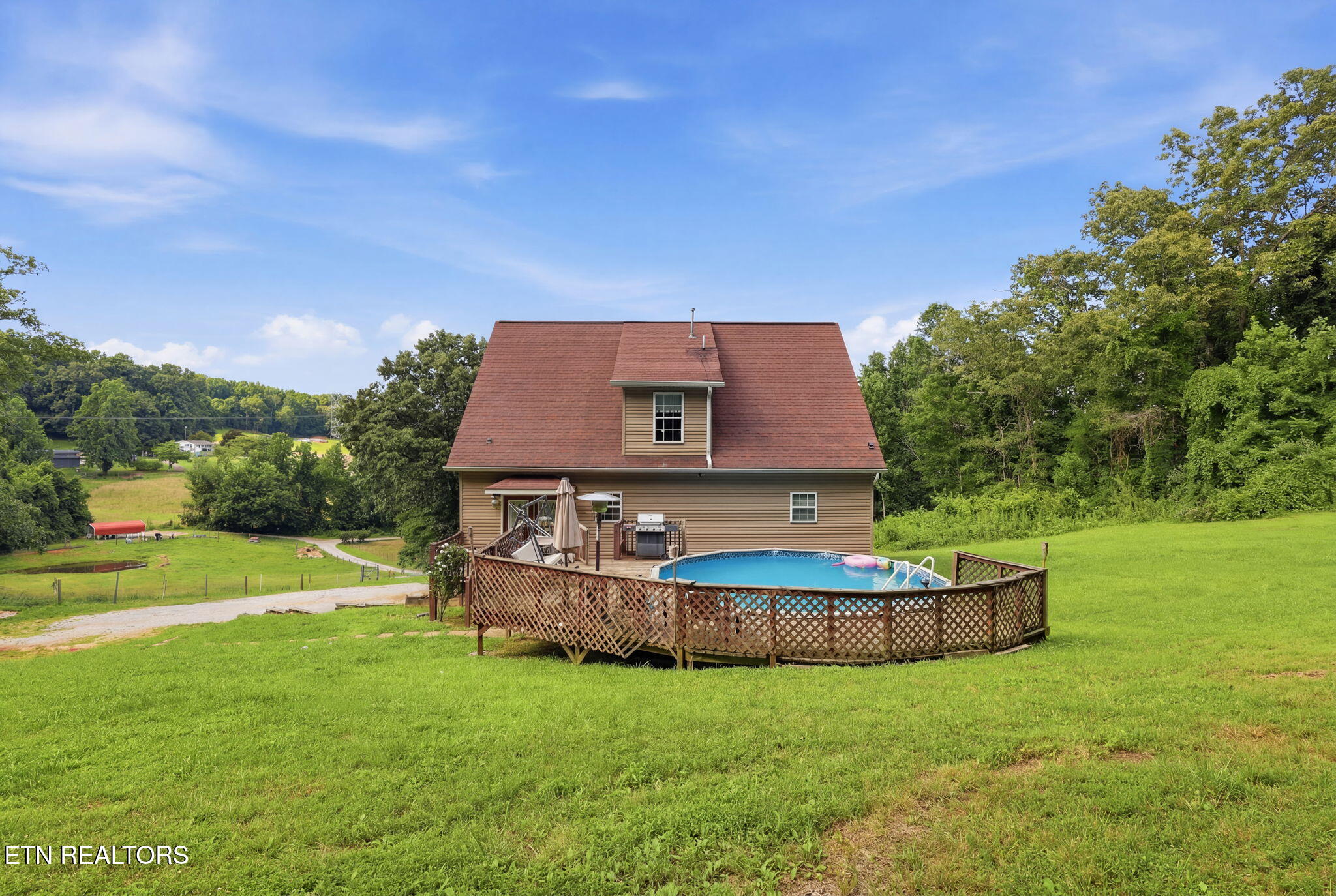 555 New Clear Branch Road Rocky Top TN 37769