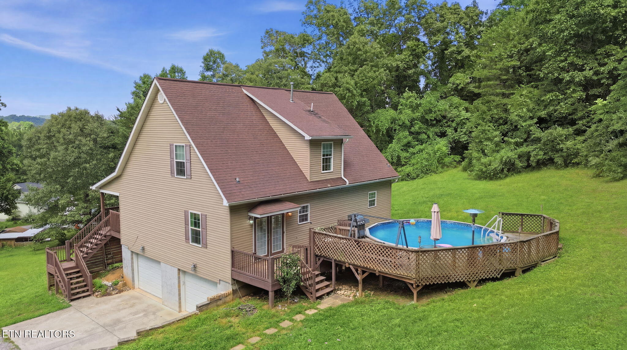 555 New Clear Branch Road Rocky Top TN 37769