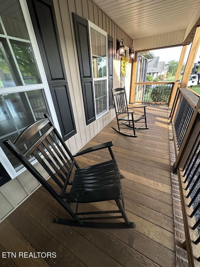 204 Meadow Lane Madisonville TN 37354