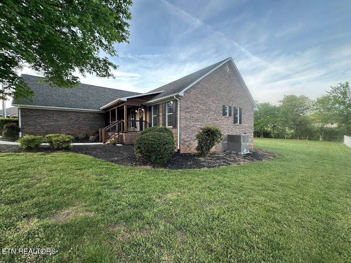 204 Meadow Lane Madisonville TN 37354
