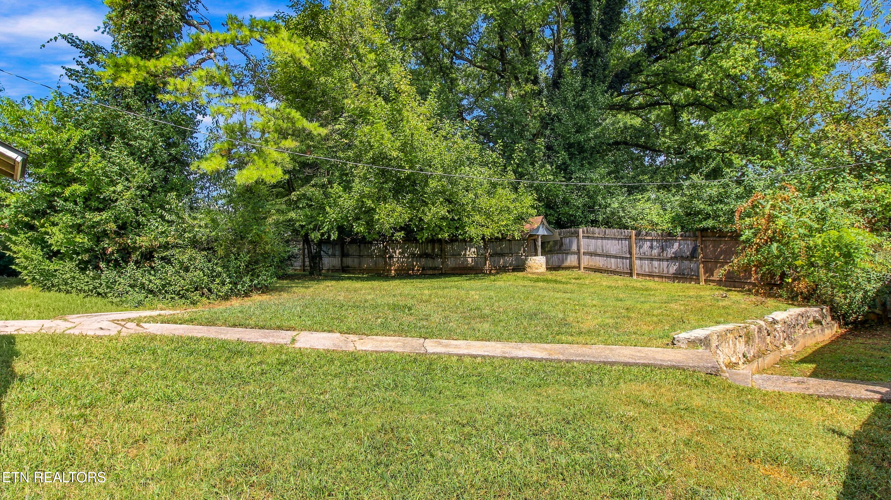 2639 Cecil Avenue Knoxville TN 37917