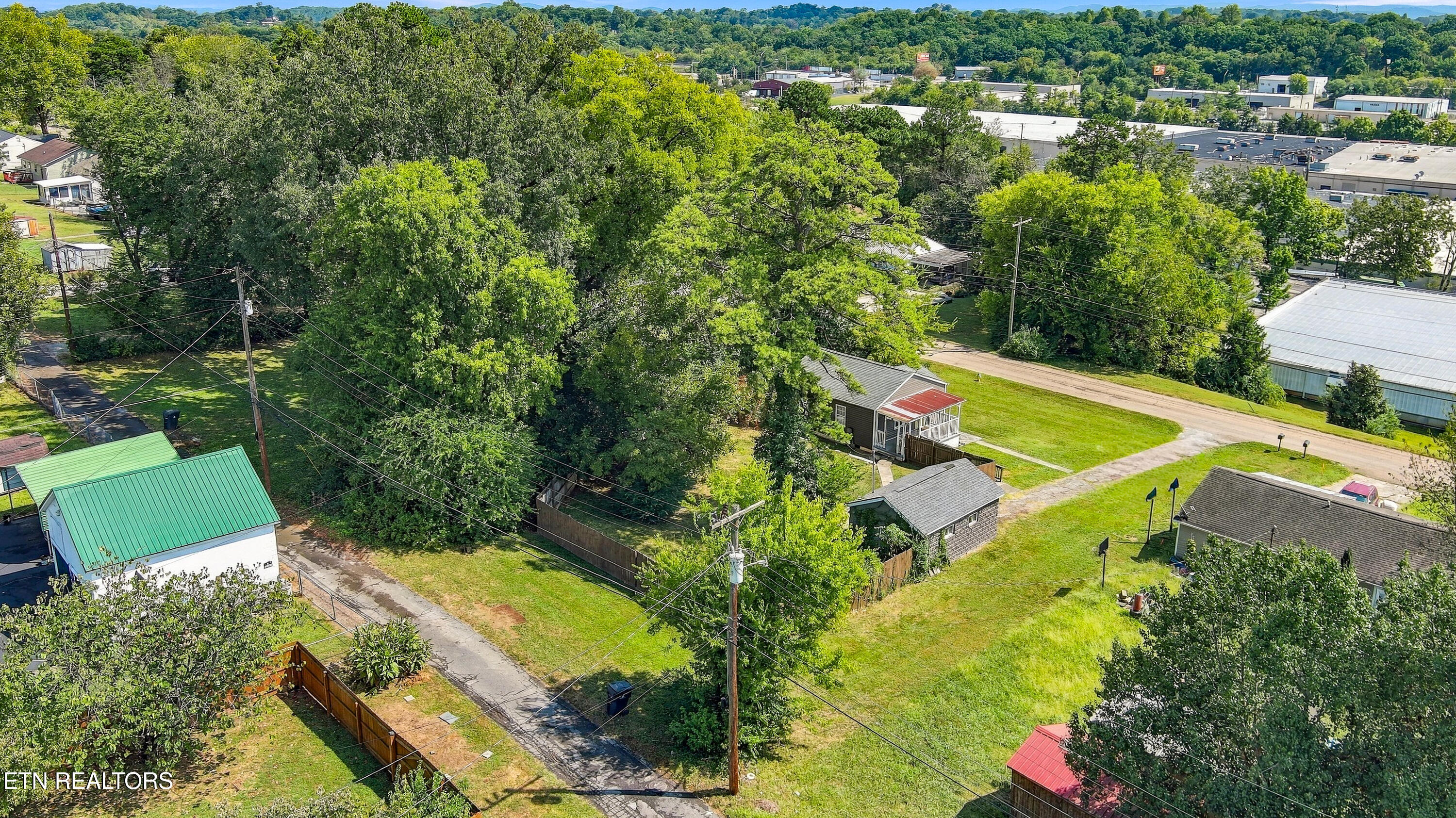 2639 Cecil Avenue Knoxville TN 37917