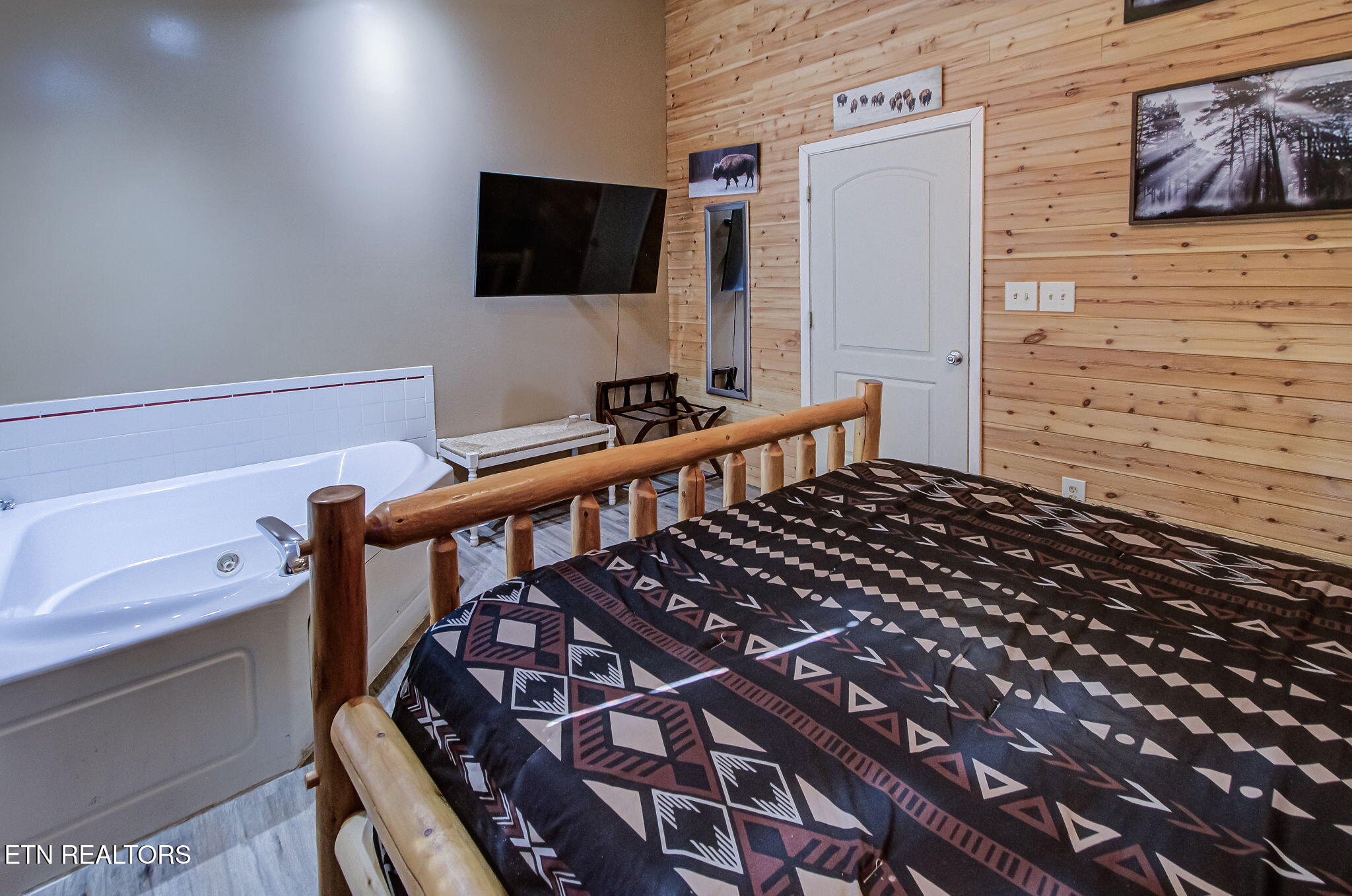 216 Whaley Drive Gatlinburg TN 37738