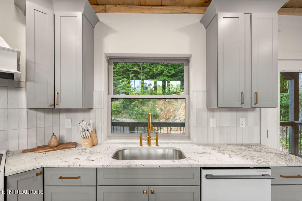 3047 Redtail Road Sevierville TN 37862