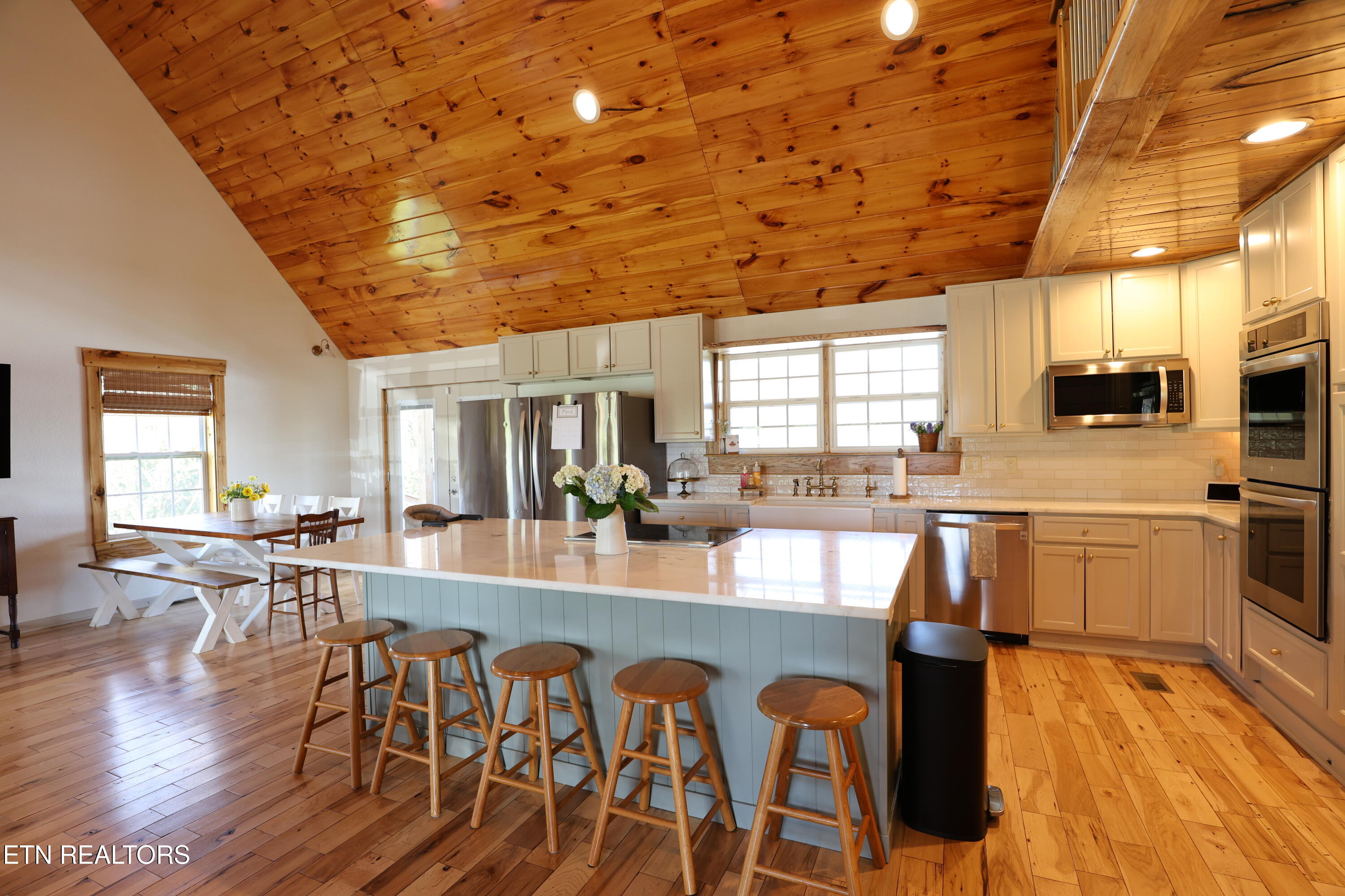 2829 Spruce Hill Road Louisville TN 37777