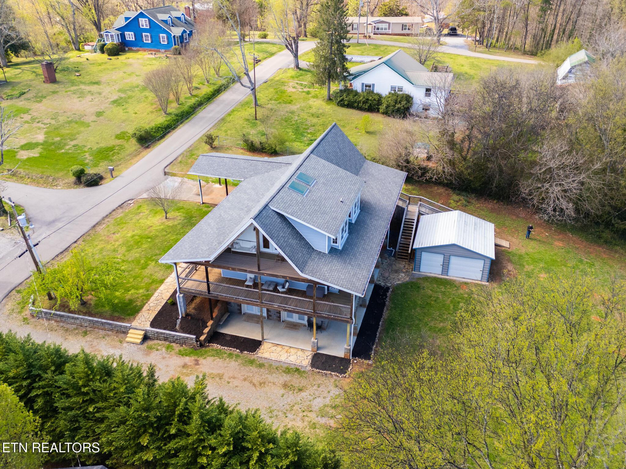 2829 Spruce Hill Road Louisville TN 37777