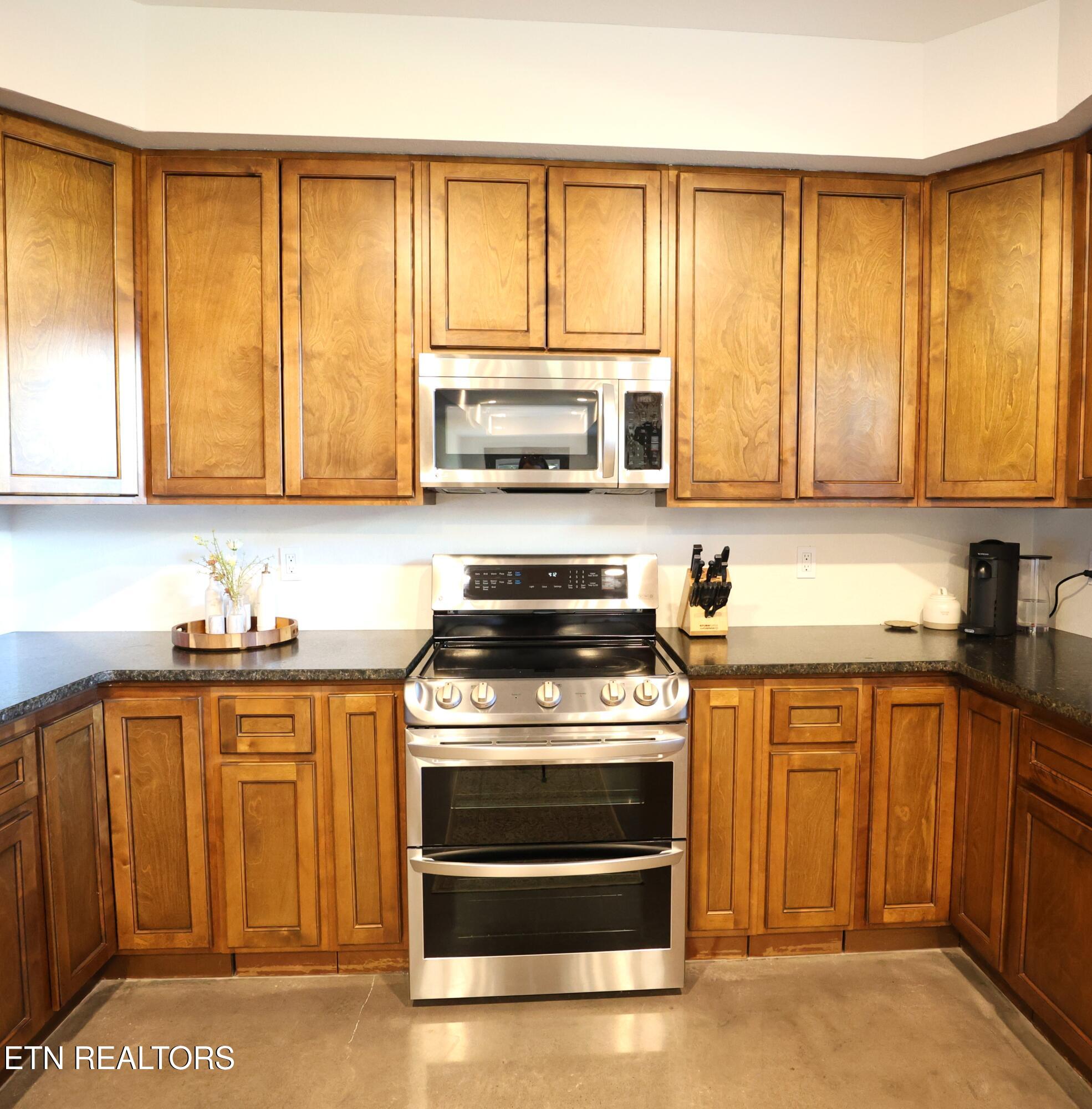 2829 Spruce Hill Road Louisville TN 37777