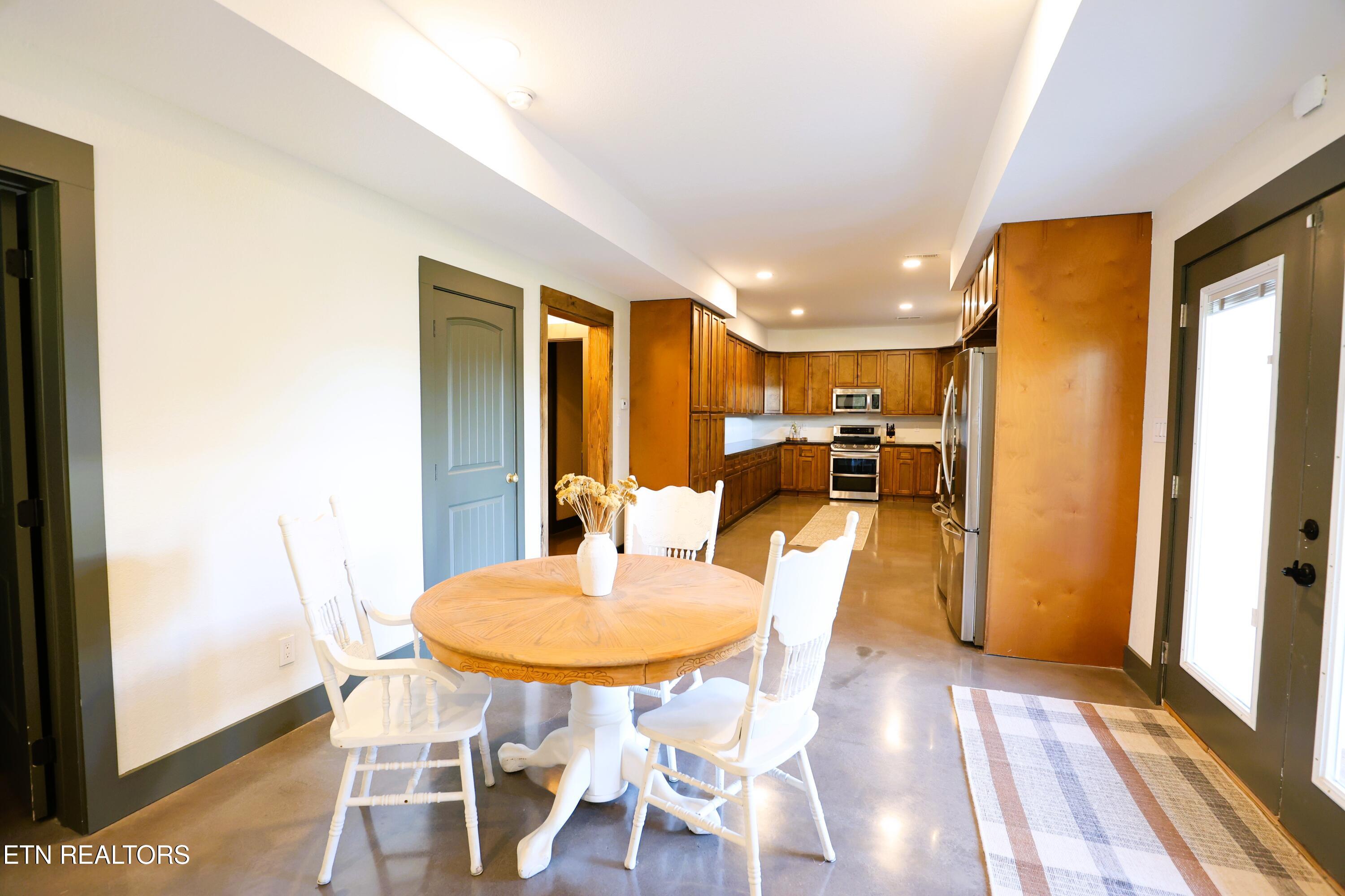 2829 Spruce Hill Road Louisville TN 37777