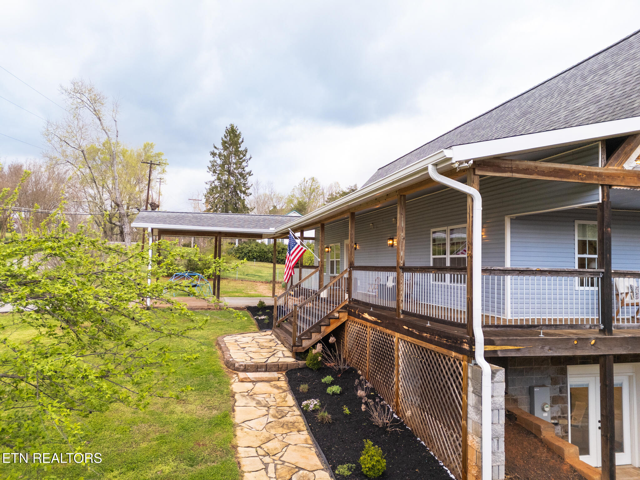 2829 Spruce Hill Road Louisville TN 37777