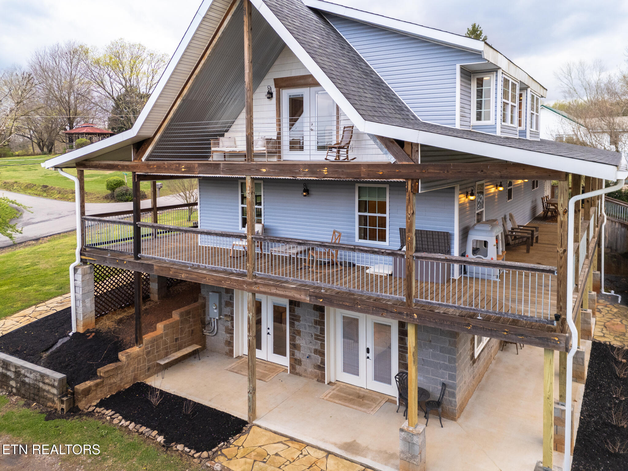 2829 Spruce Hill Road Louisville TN 37777