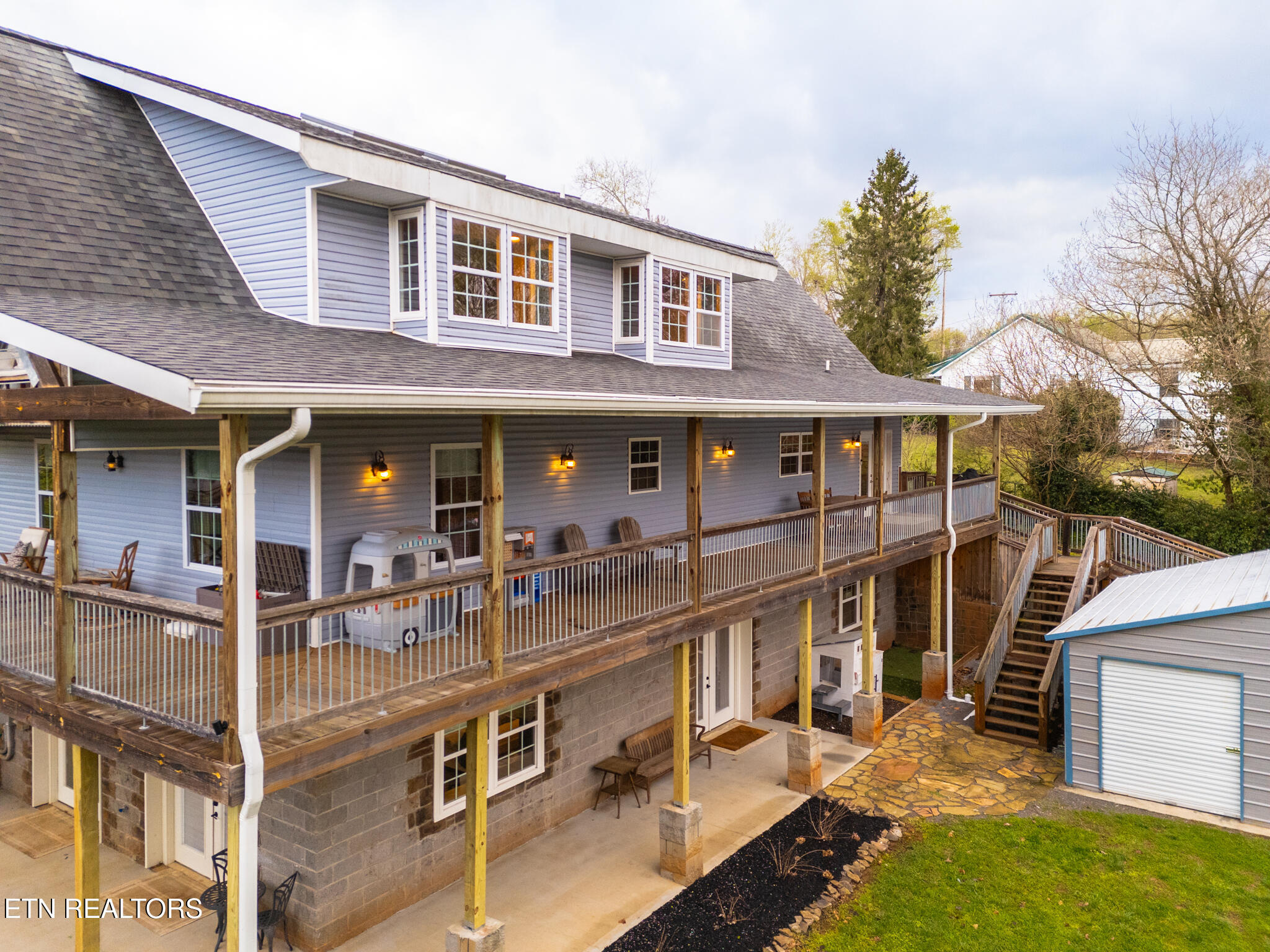 2829 Spruce Hill Road Louisville TN 37777