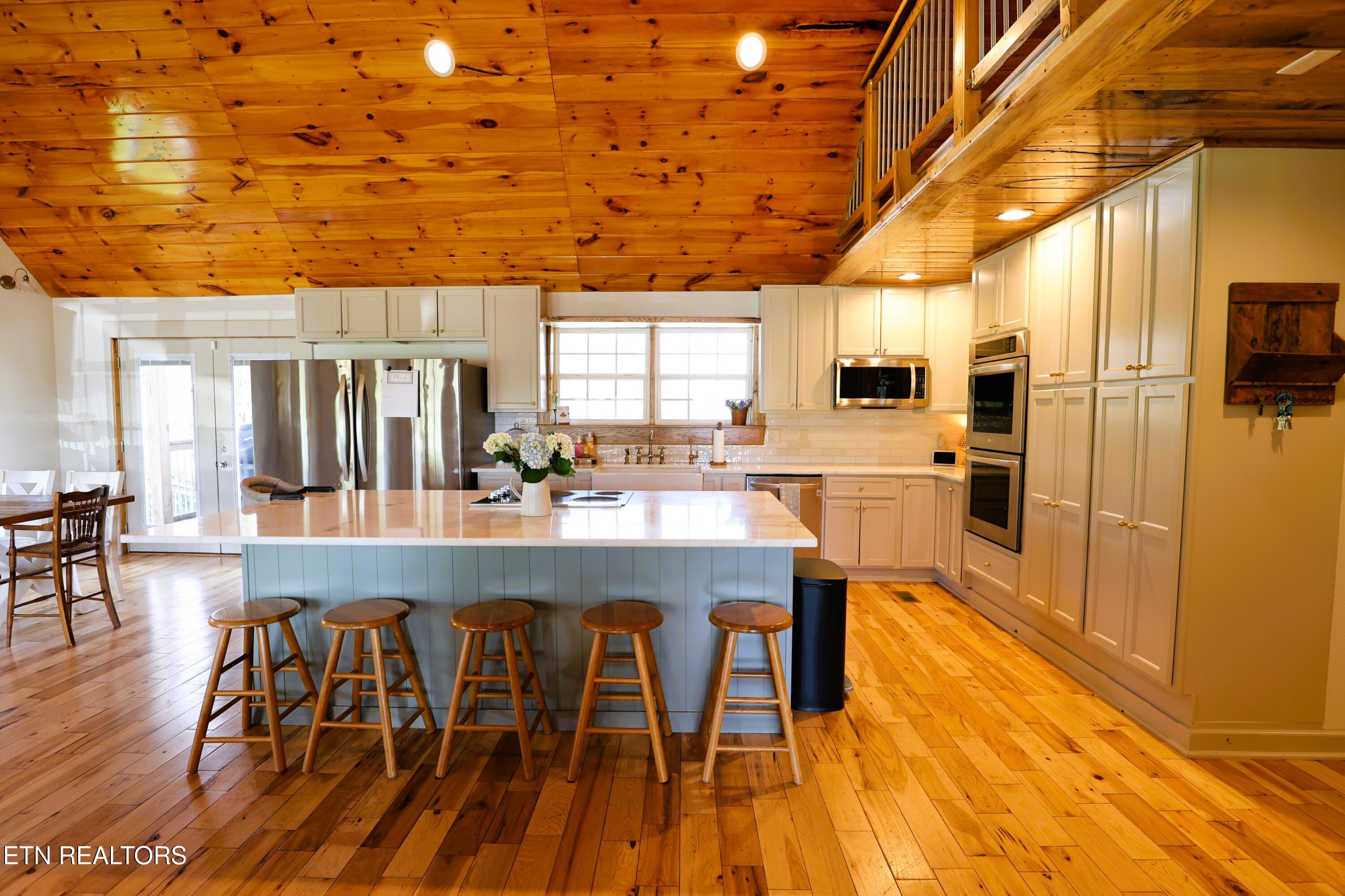 2829 Spruce Hill Road Louisville TN 37777