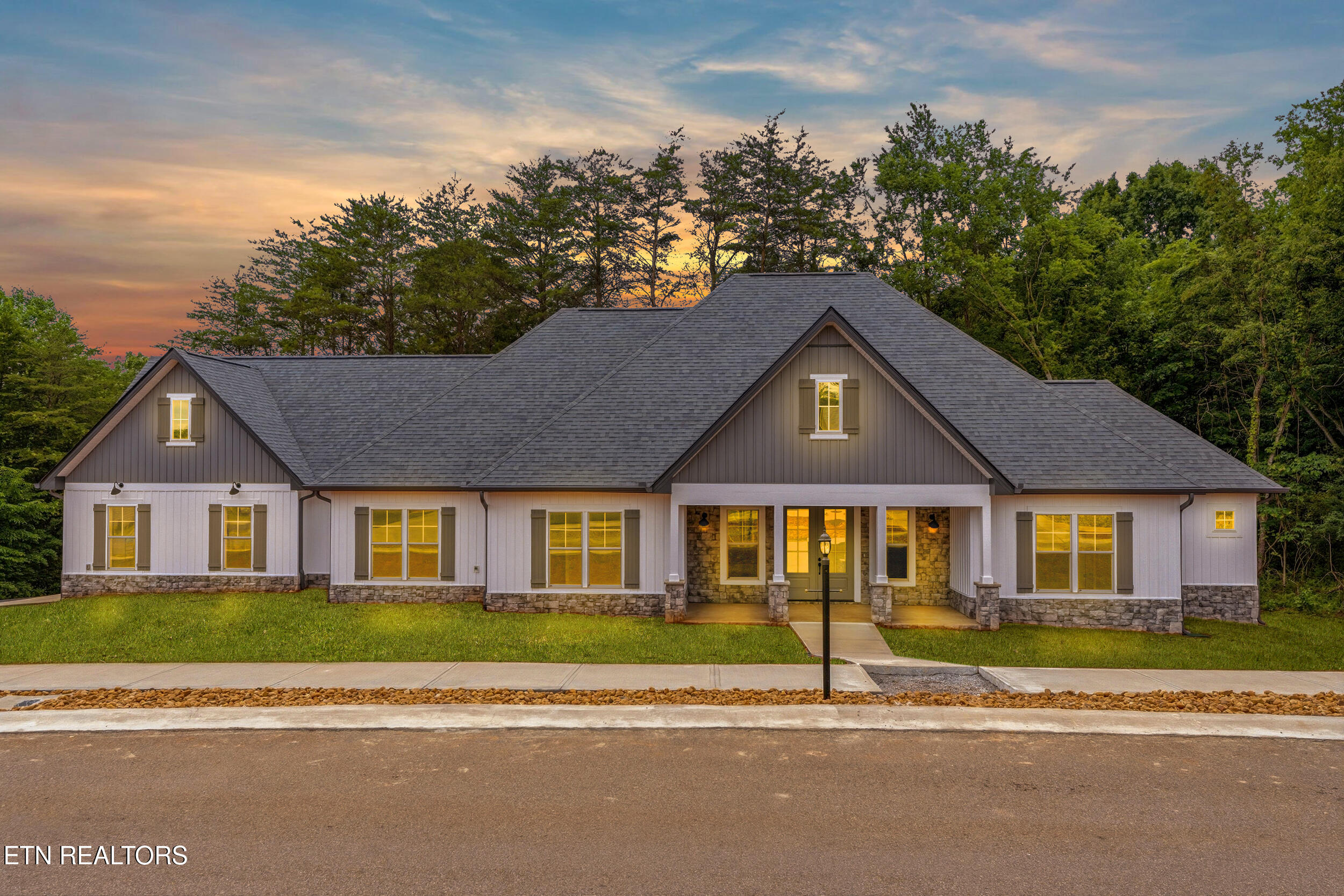 213 Gado Lane Loudon TN 37774