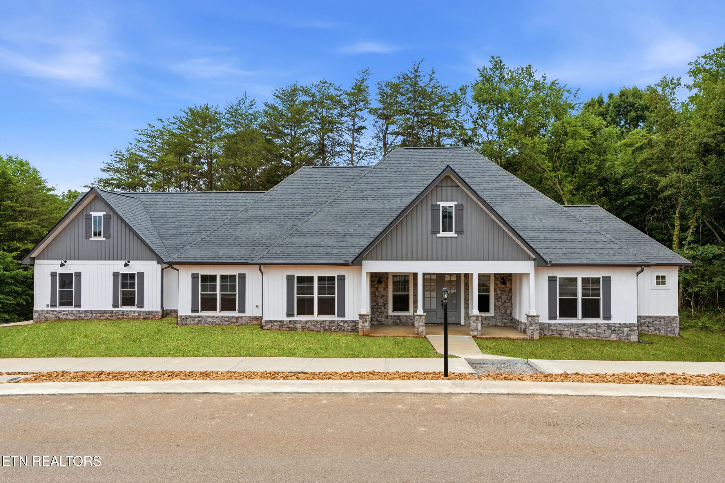213 Gado Lane Loudon TN 37774