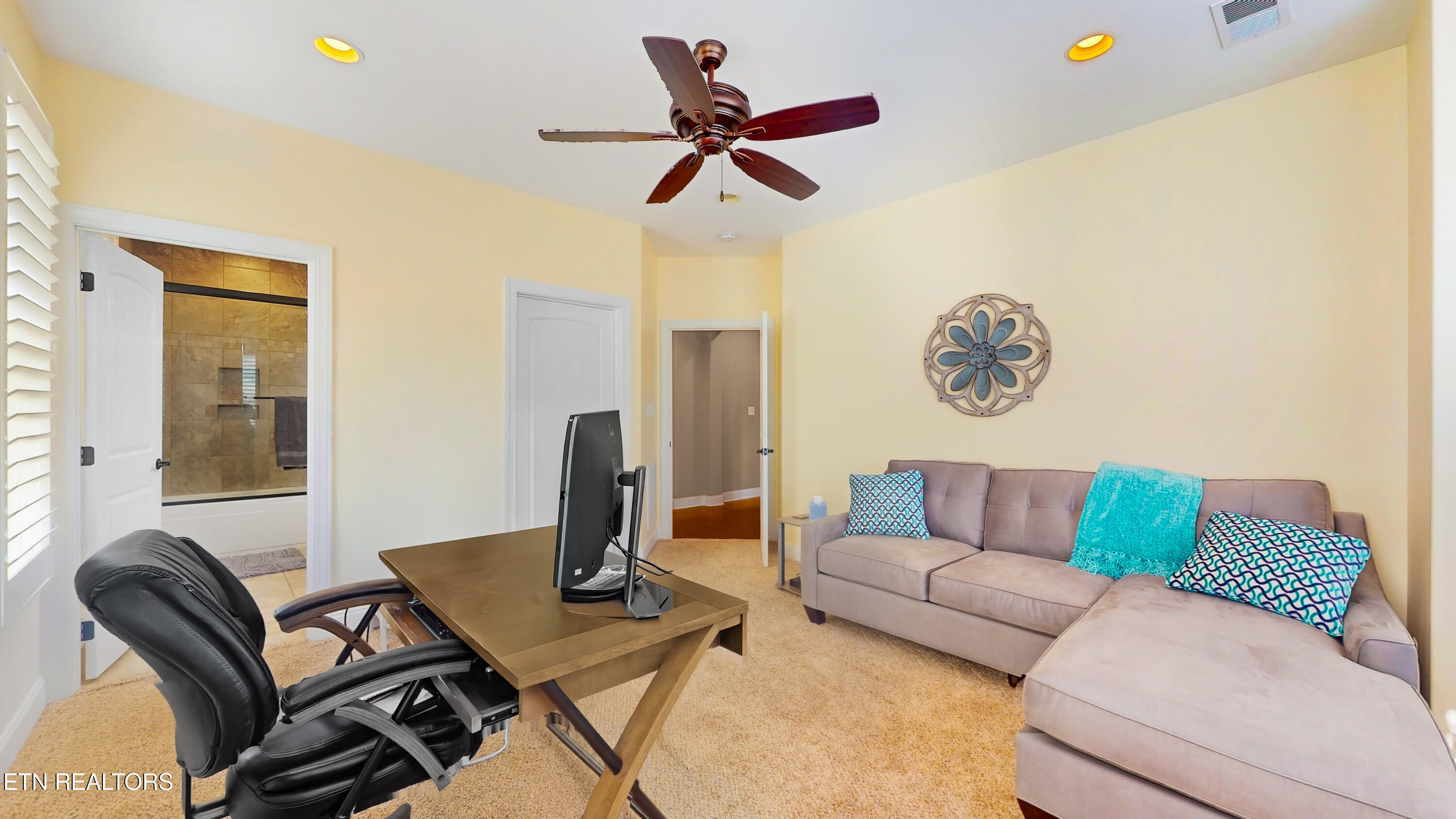 3713 Edgewater Way Louisville TN 37777