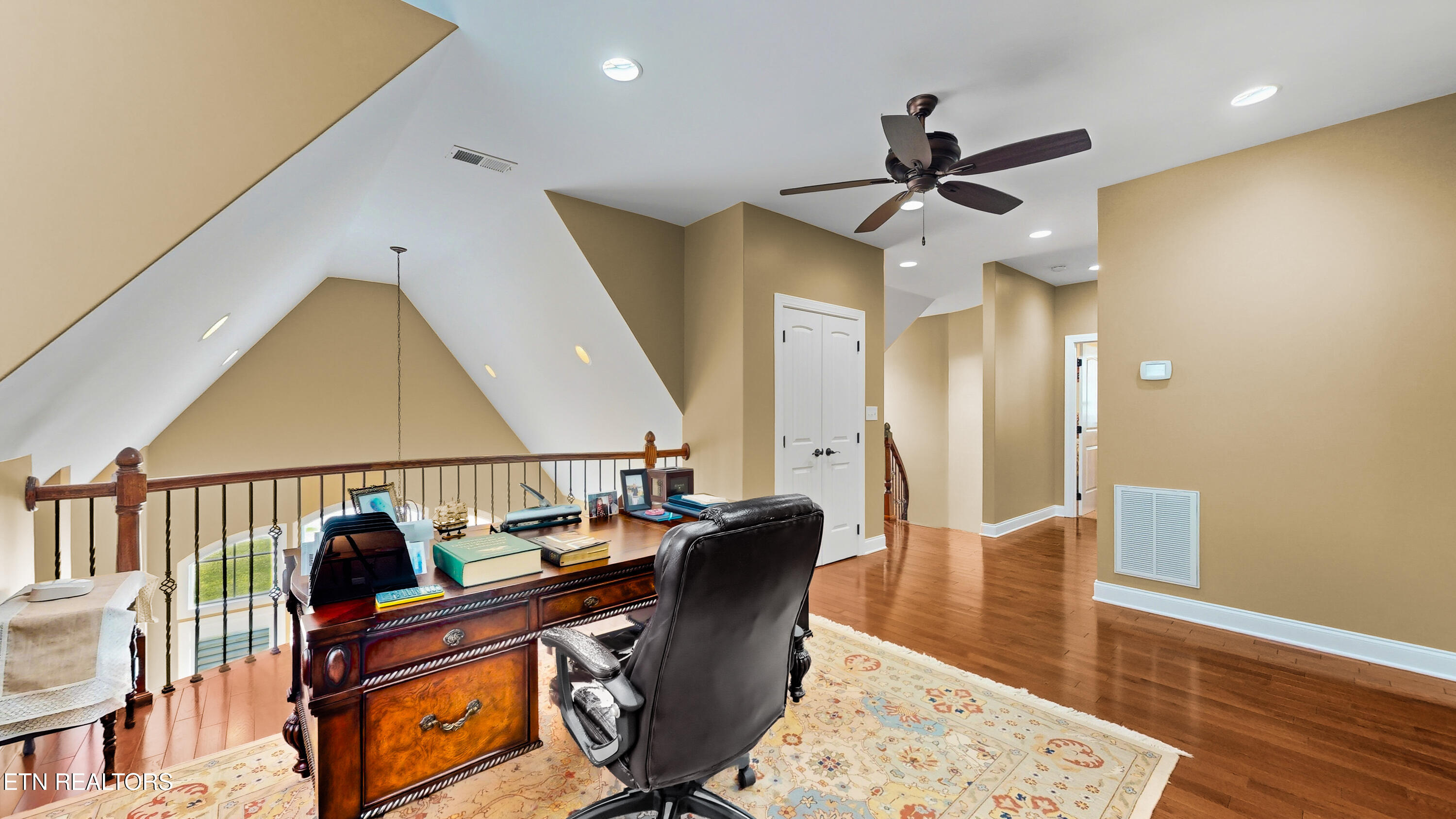 3713 Edgewater Way Louisville TN 37777