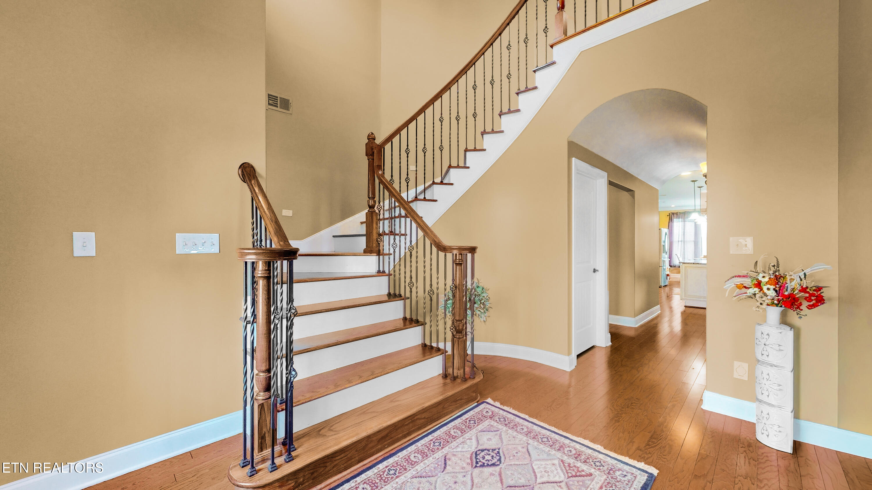 3713 Edgewater Way Louisville TN 37777