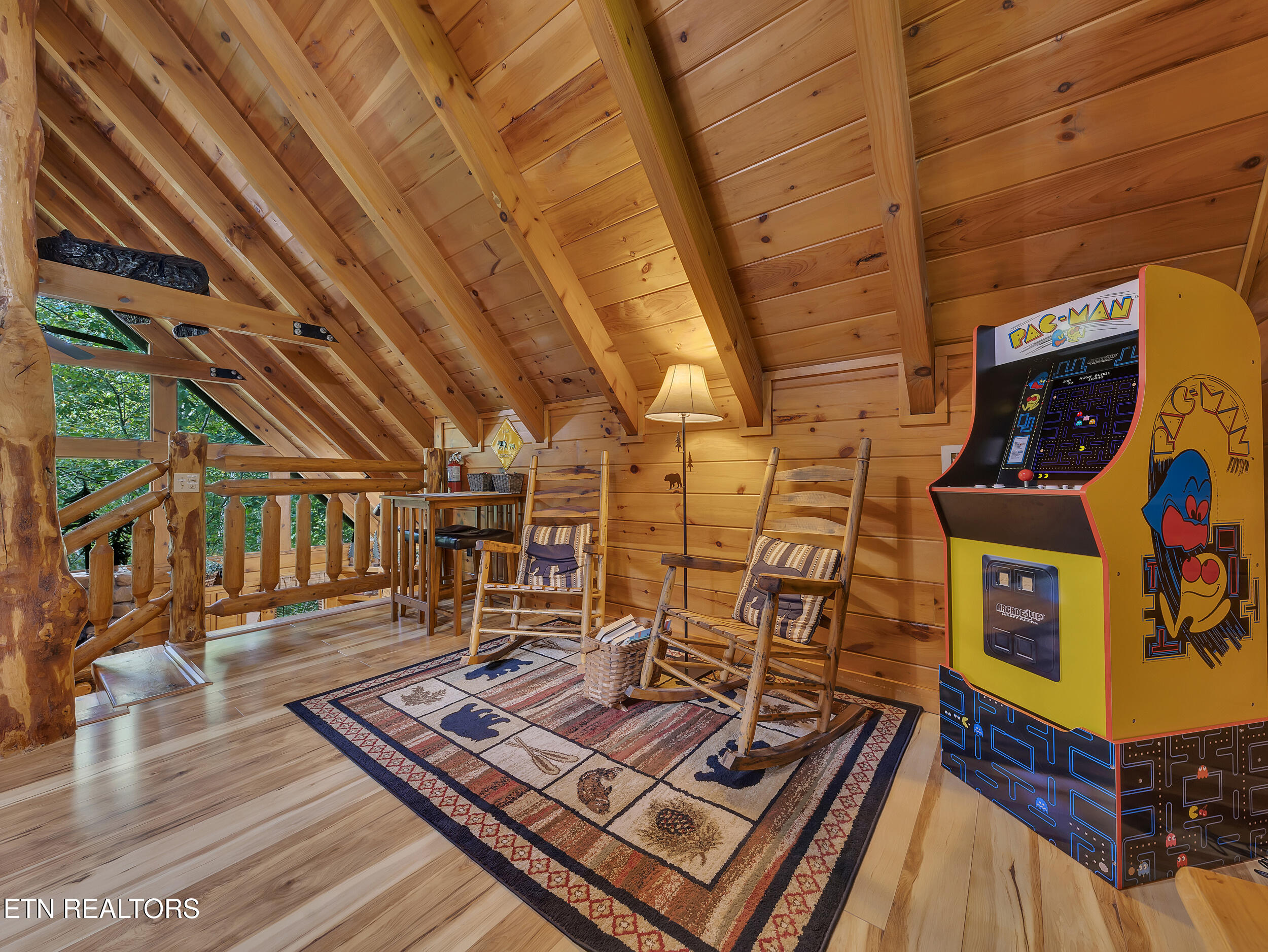 1906 Buckeye View Way Sevierville TN 37876