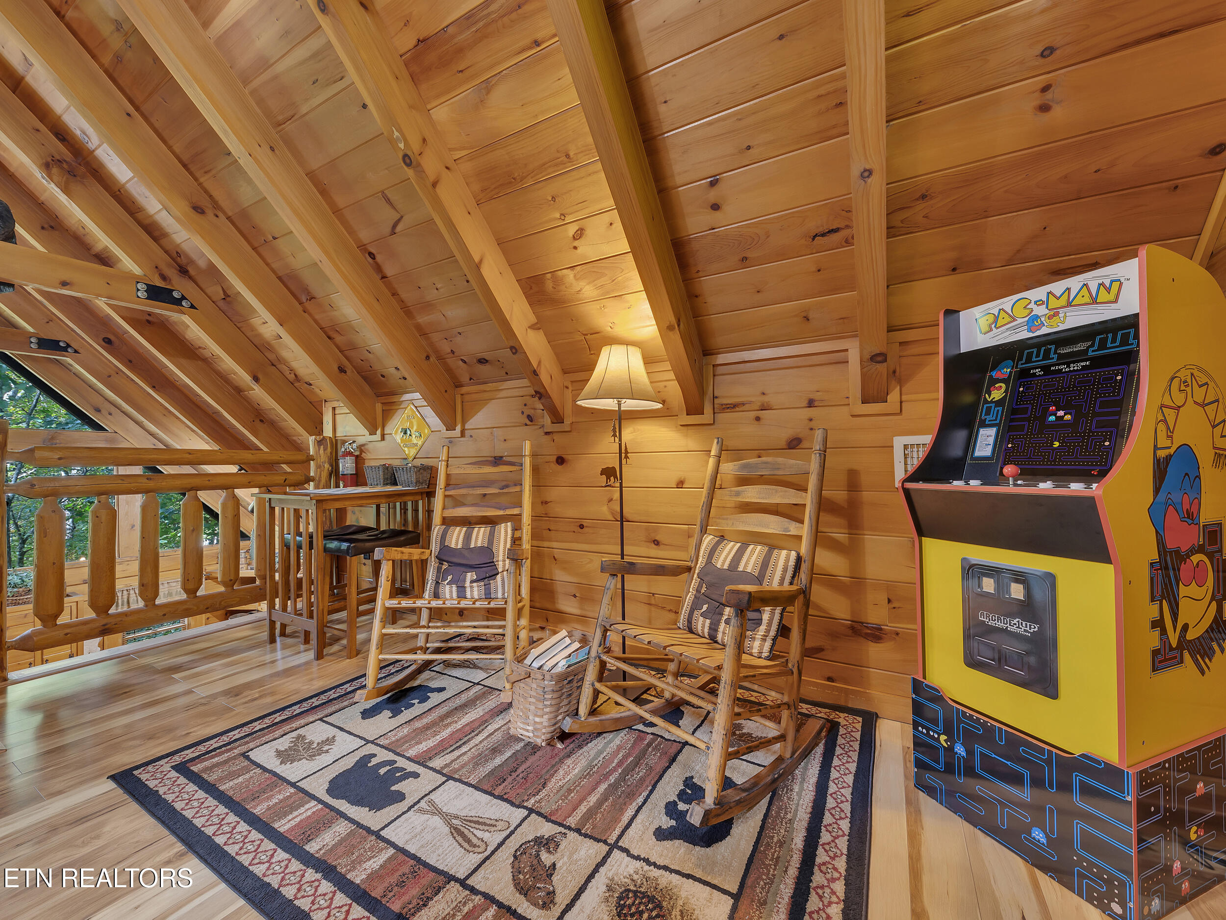 1906 Buckeye View Way Sevierville TN 37876