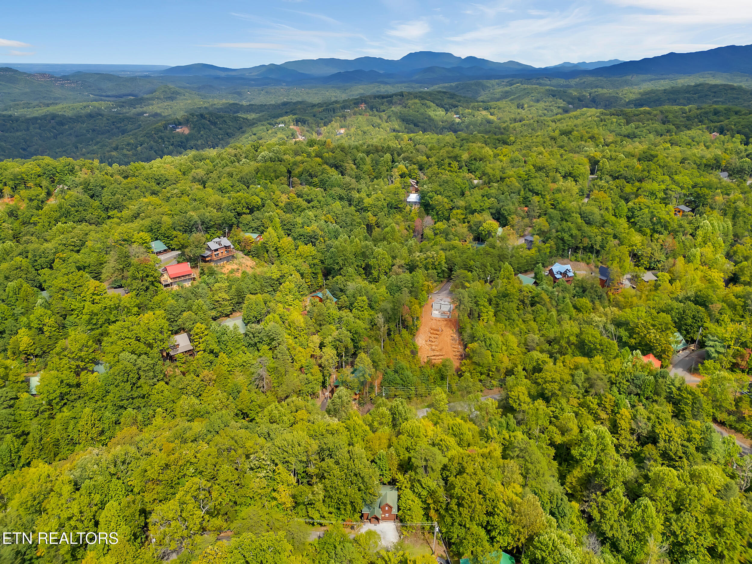 1906 Buckeye View Way Sevierville TN 37876