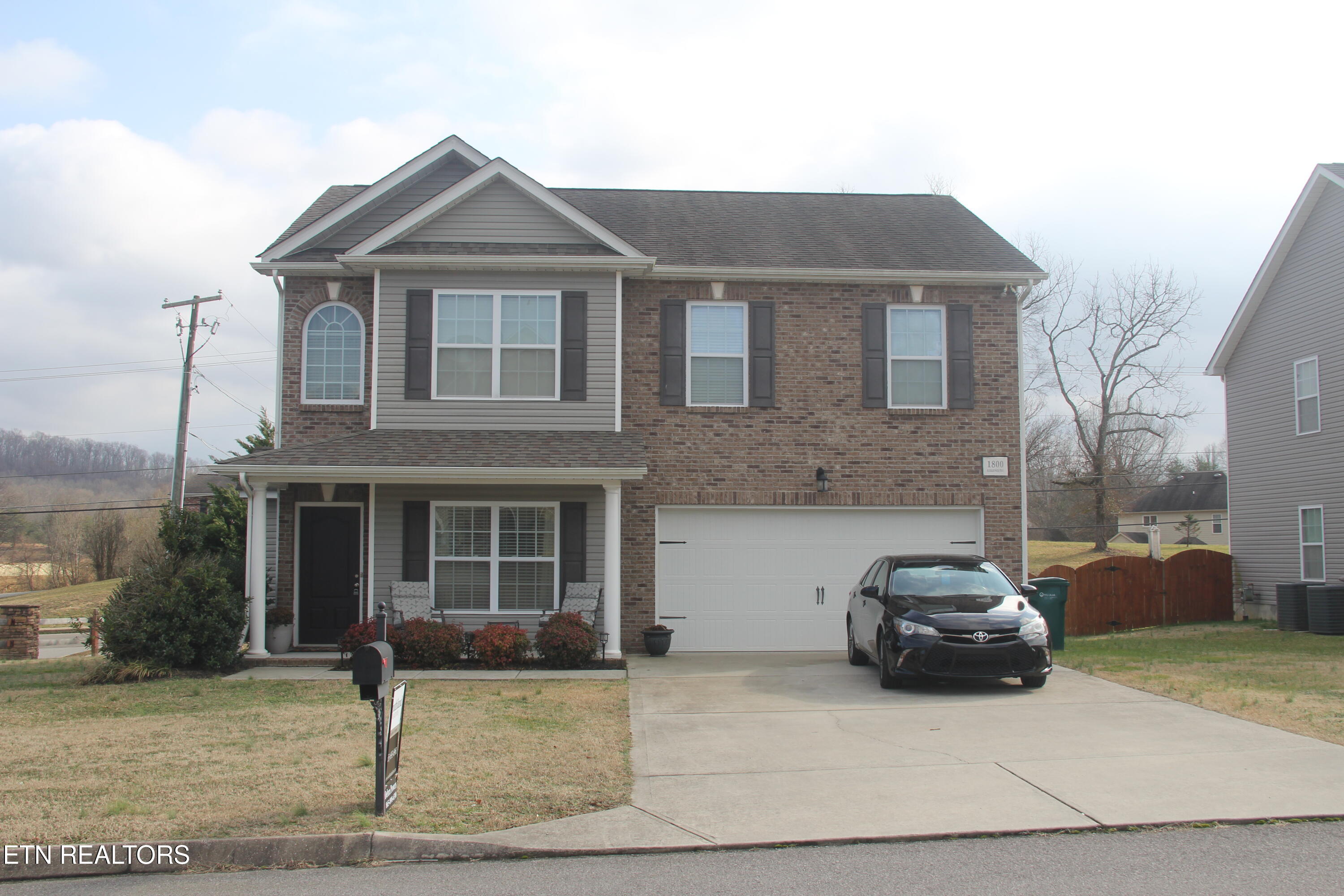1800 Mahogany Wood Trail Knoxville TN 37920
