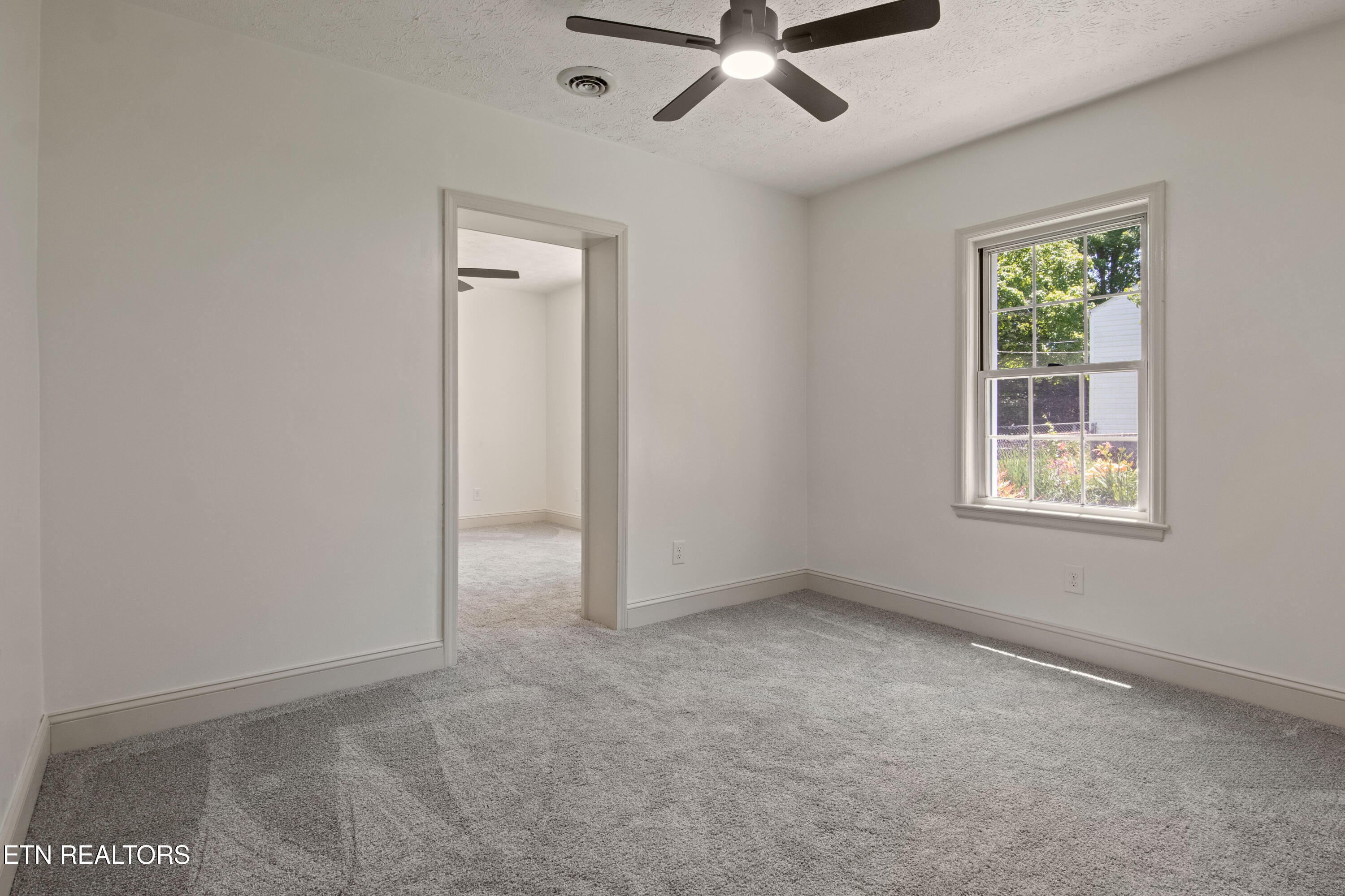 3824 Longwood Drive Knoxville TN 37918
