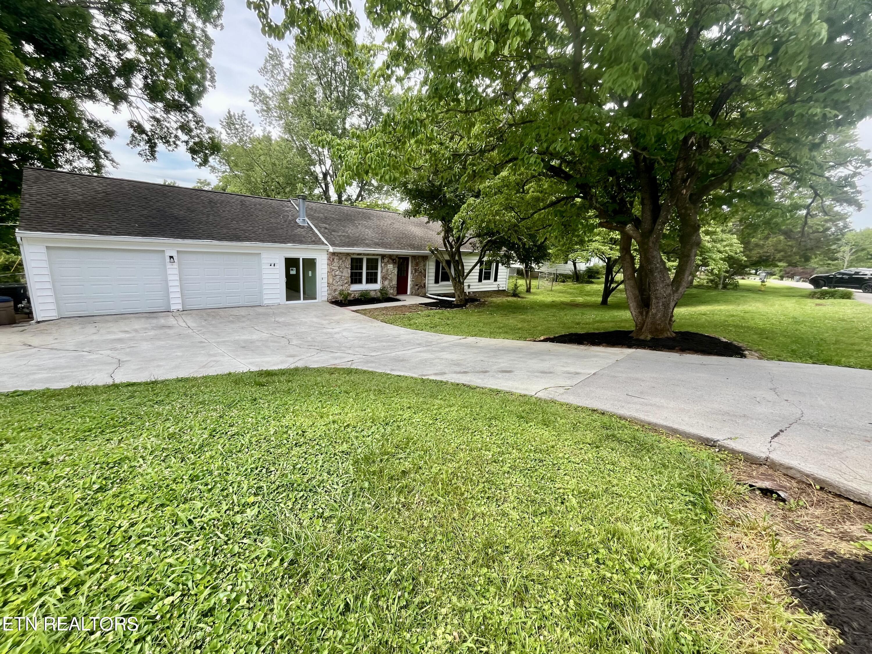 3824 Longwood Drive Knoxville TN 37918