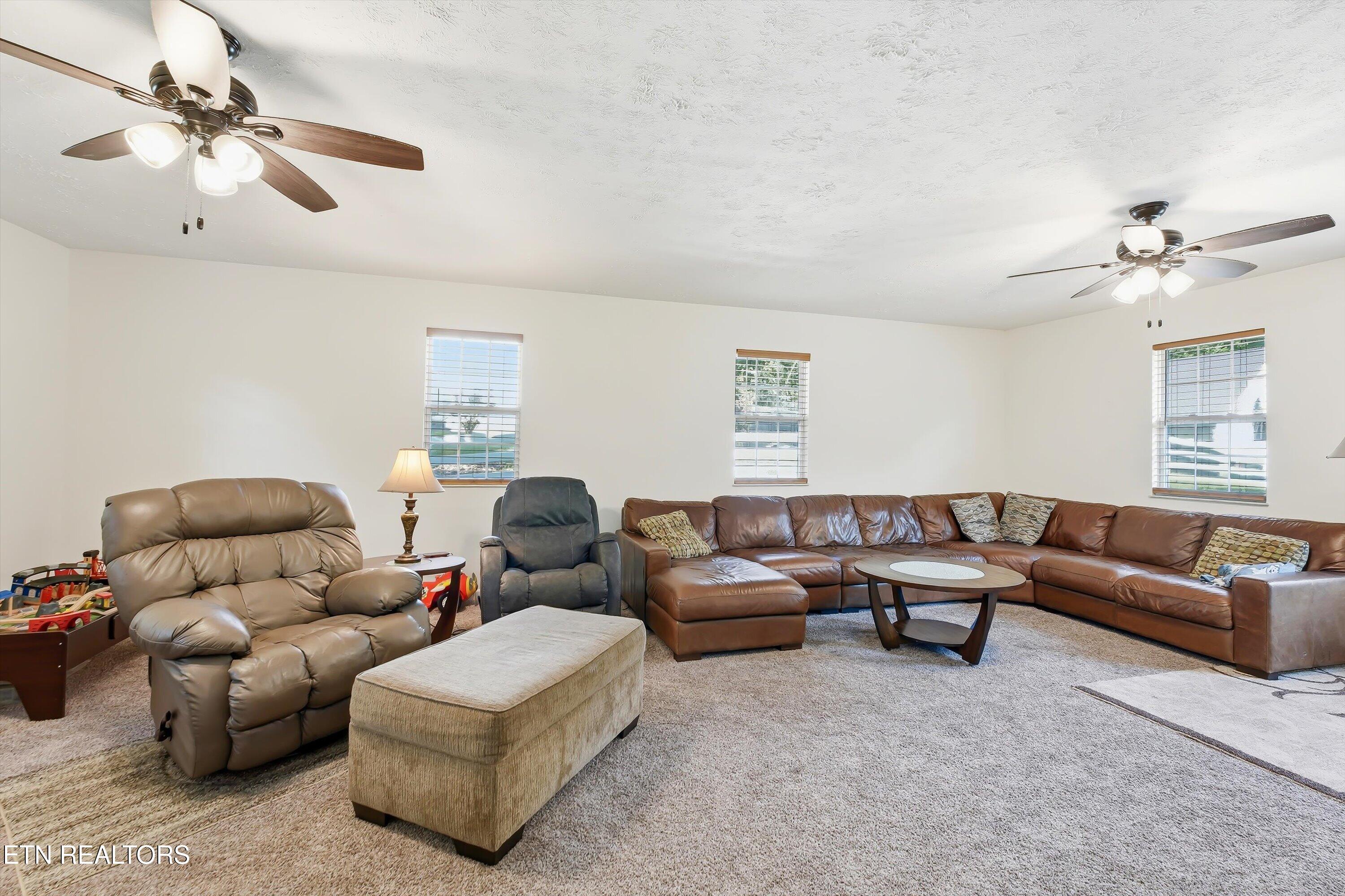 379 Wells Road Powell TN 37849