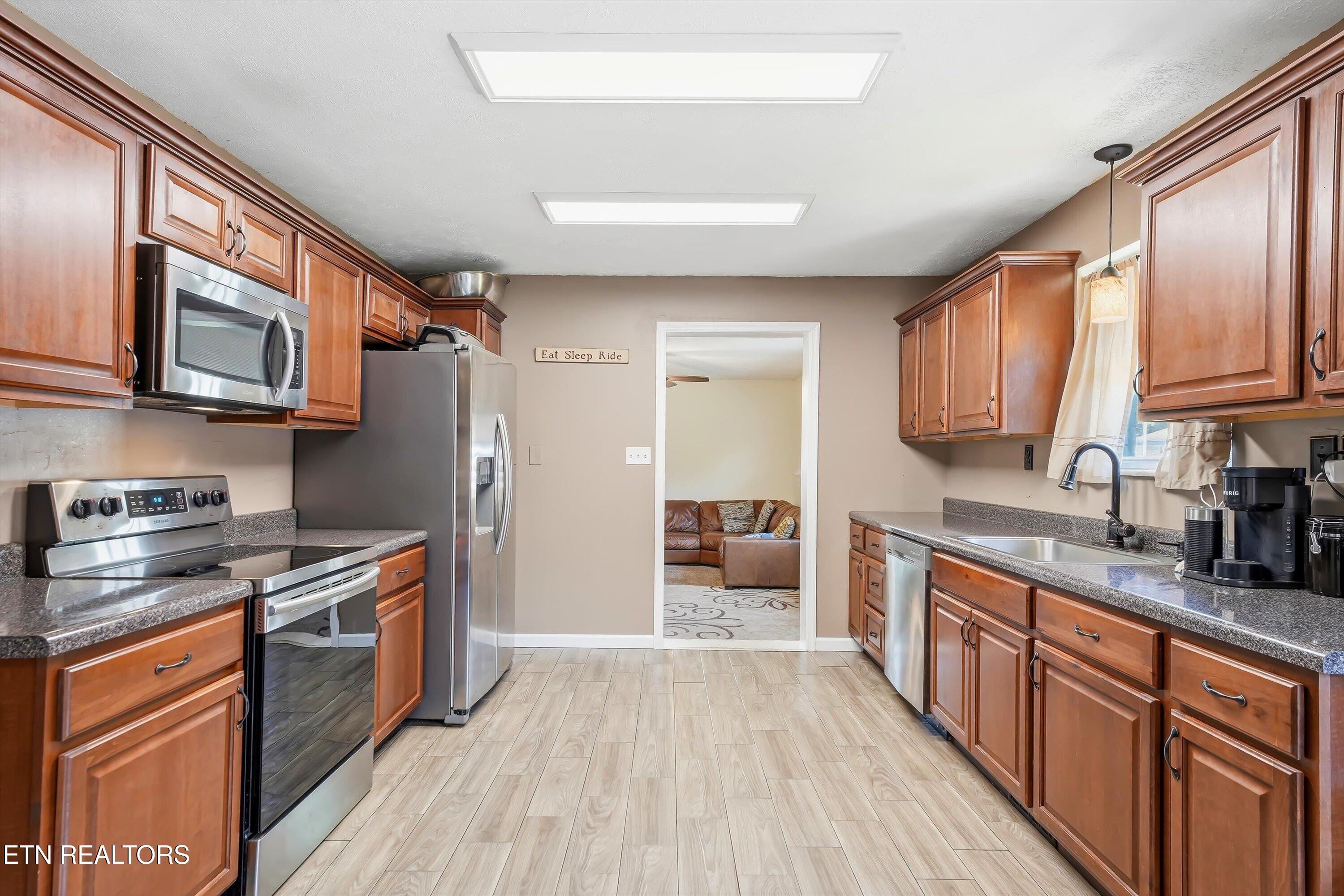 379 Wells Road Powell TN 37849