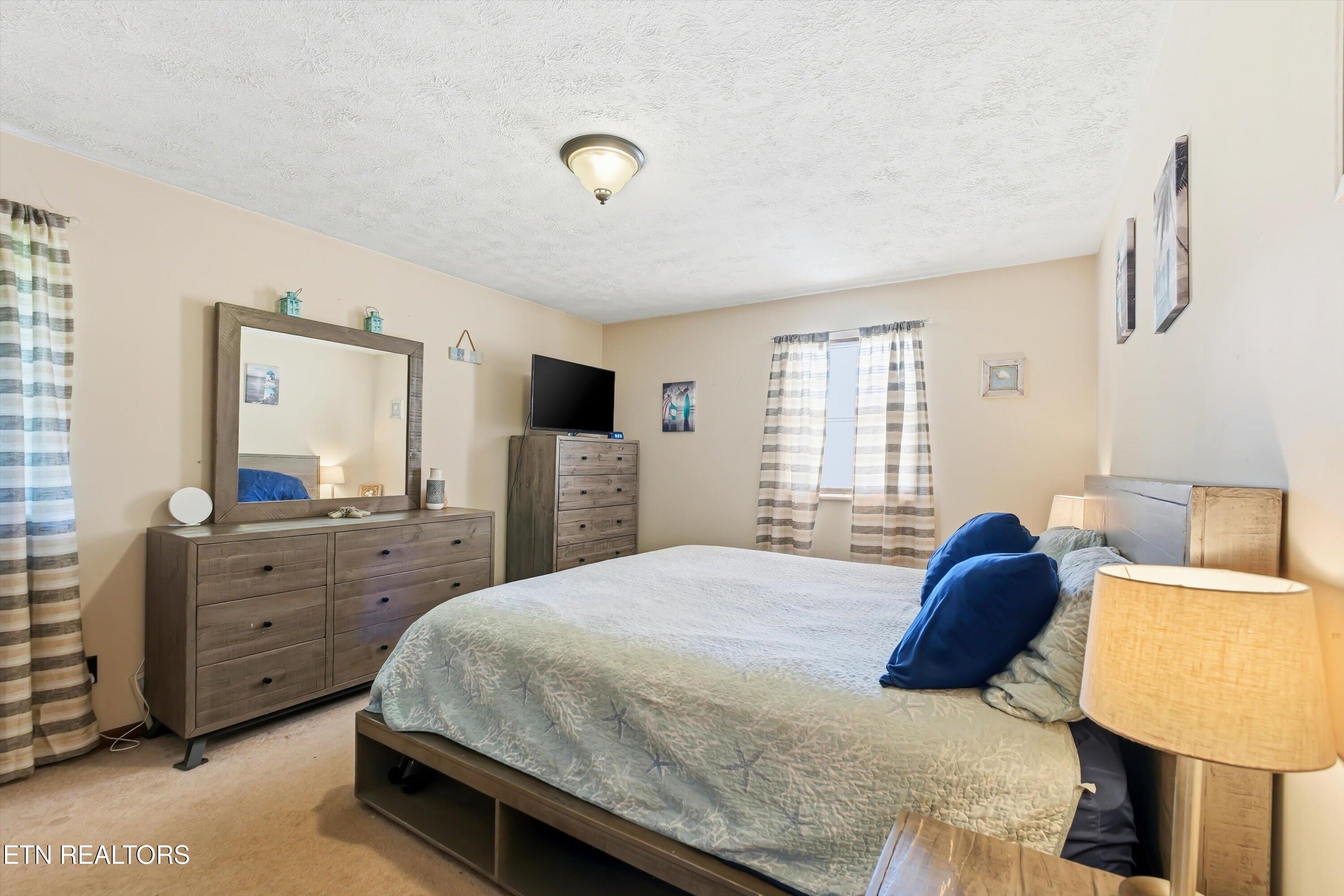 379 Wells Road Powell TN 37849