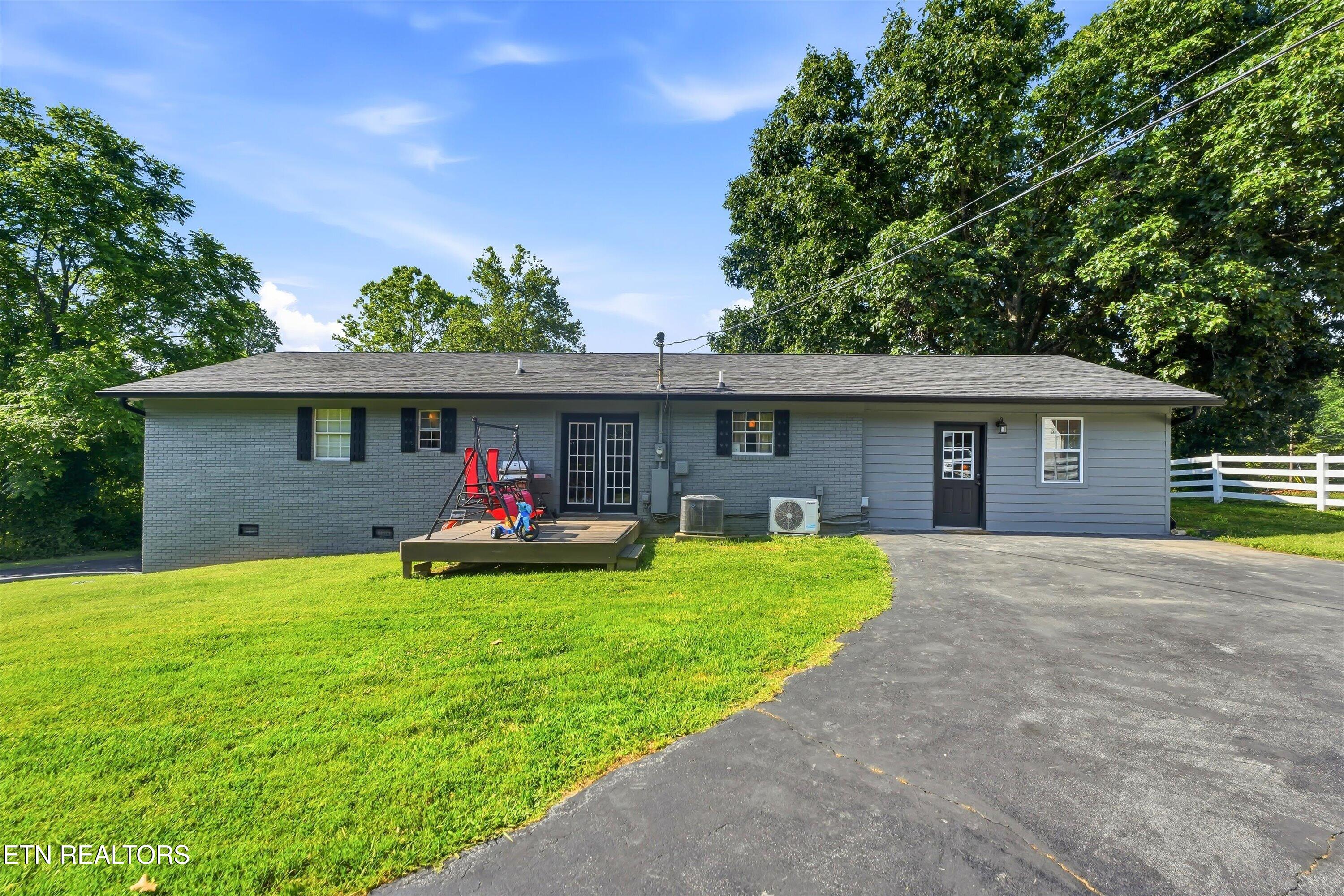 379 Wells Road Powell TN 37849