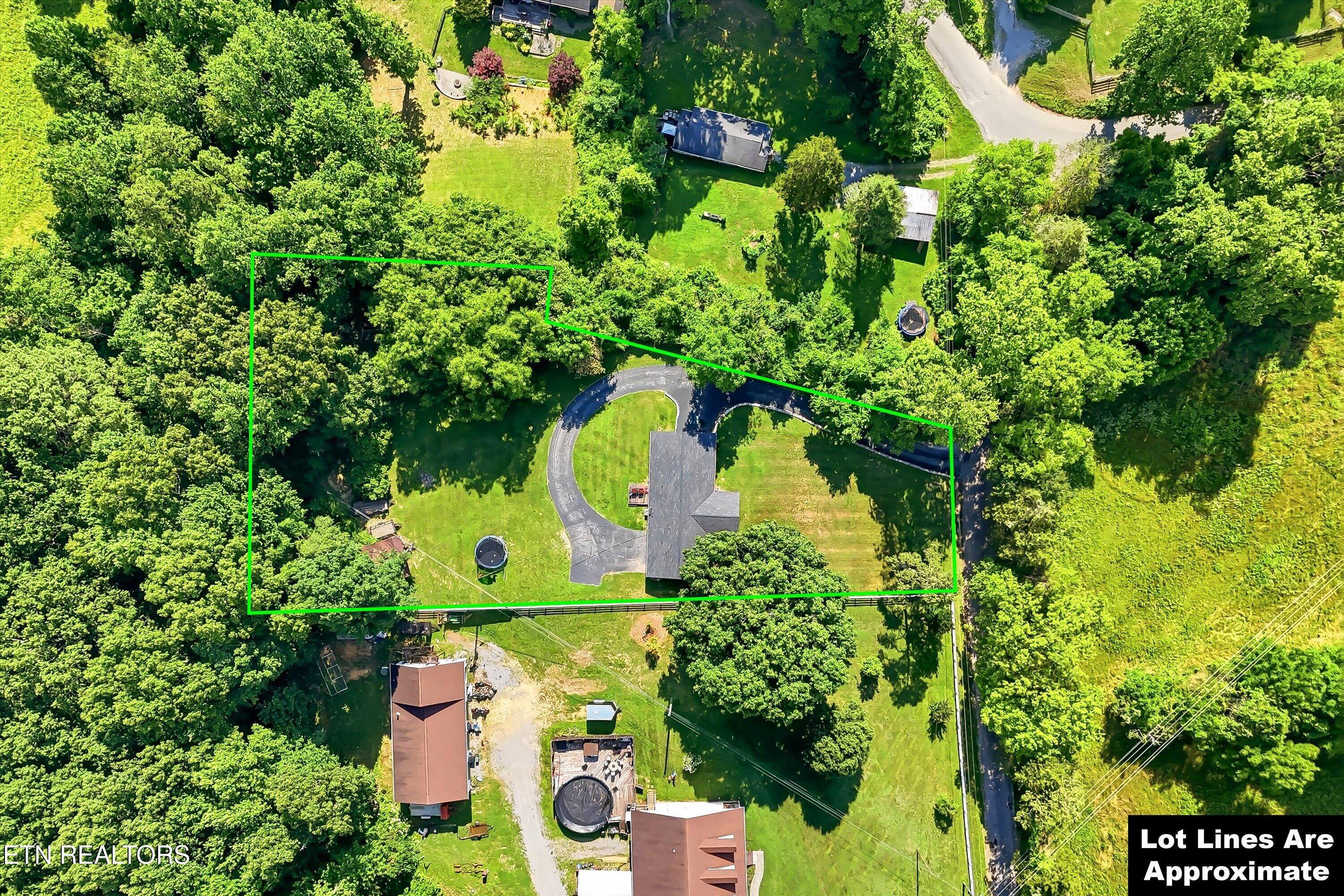 379 Wells Road Powell TN 37849