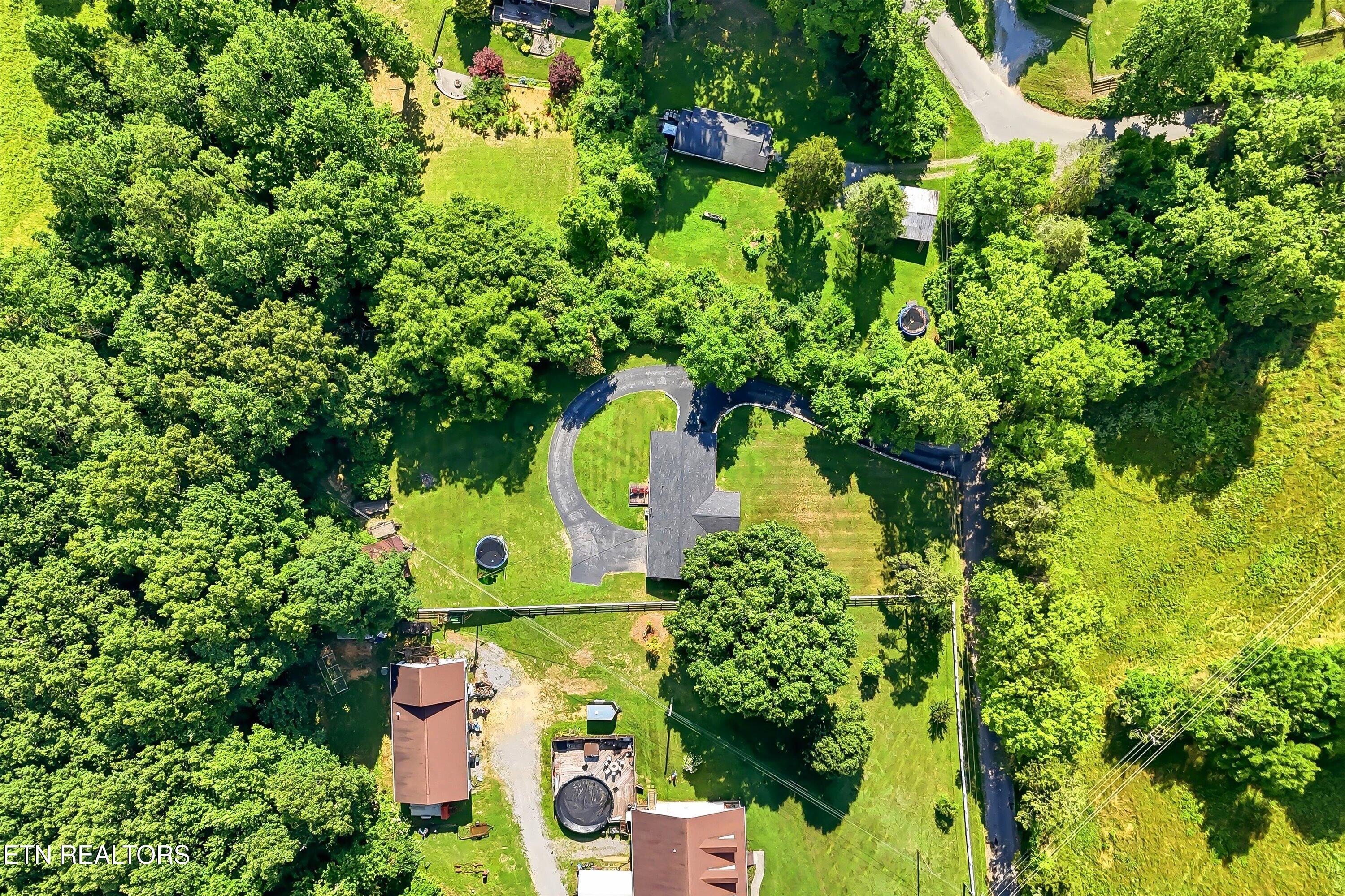 379 Wells Road Powell TN 37849