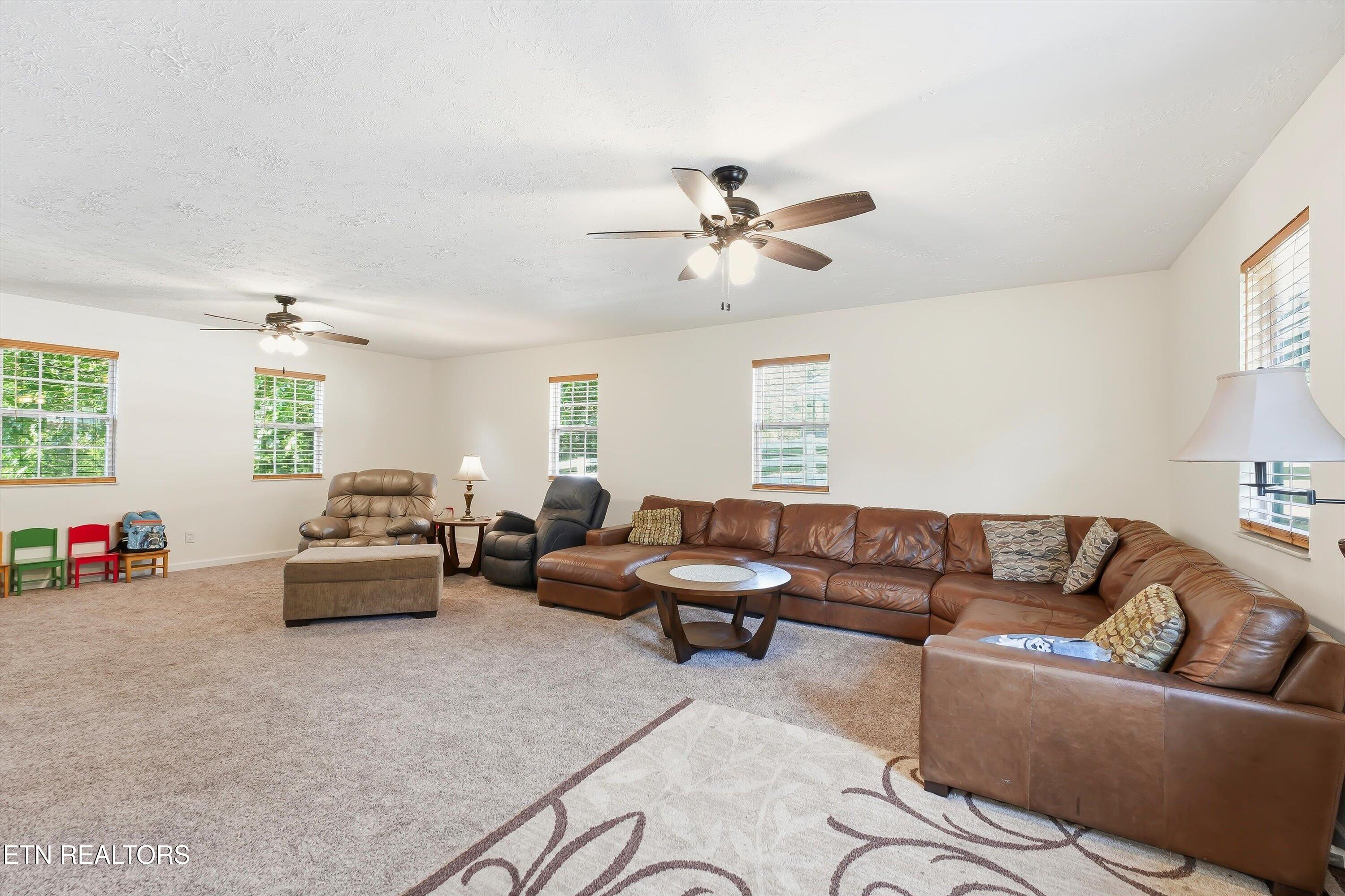 379 Wells Road Powell TN 37849