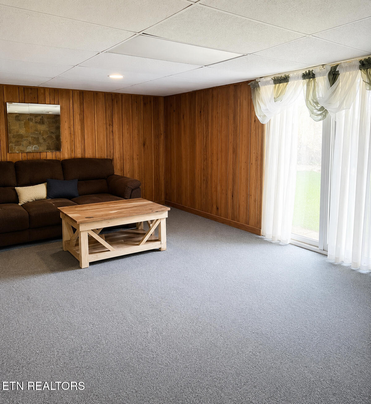 119 Mountain View Road Jacksboro TN 37757
