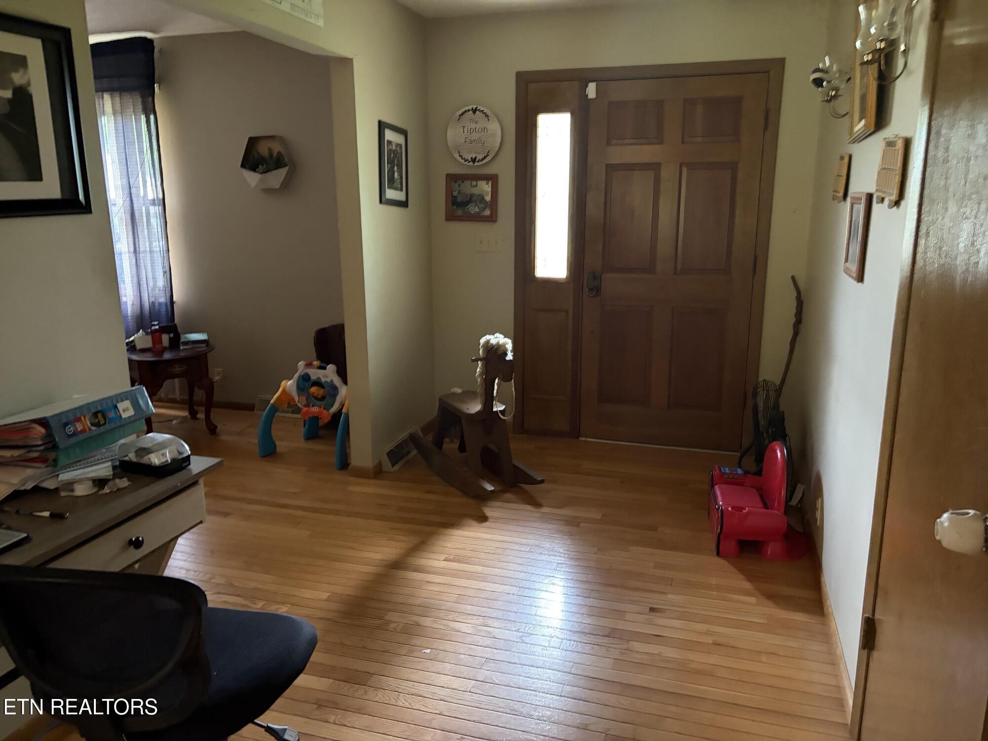 119 Mountain View Road Jacksboro TN 37757