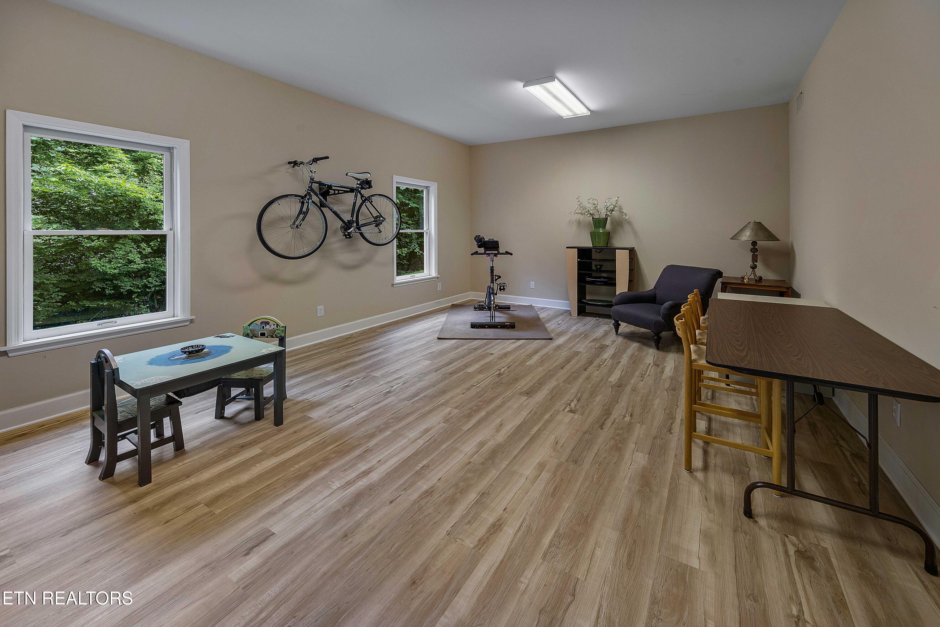8940 Kelsey Lane Knoxville TN 37922