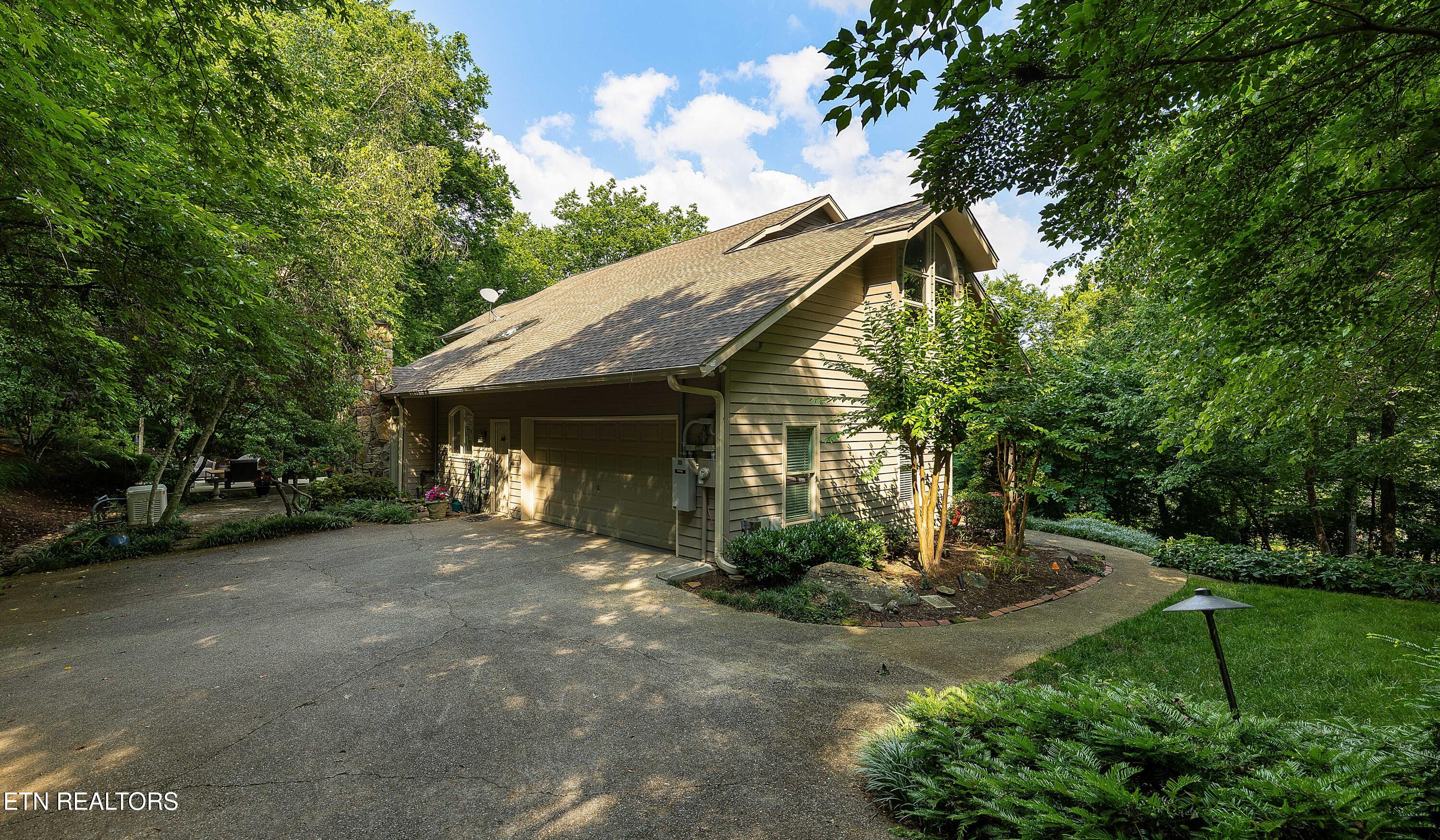 8940 Kelsey Lane Knoxville TN 37922