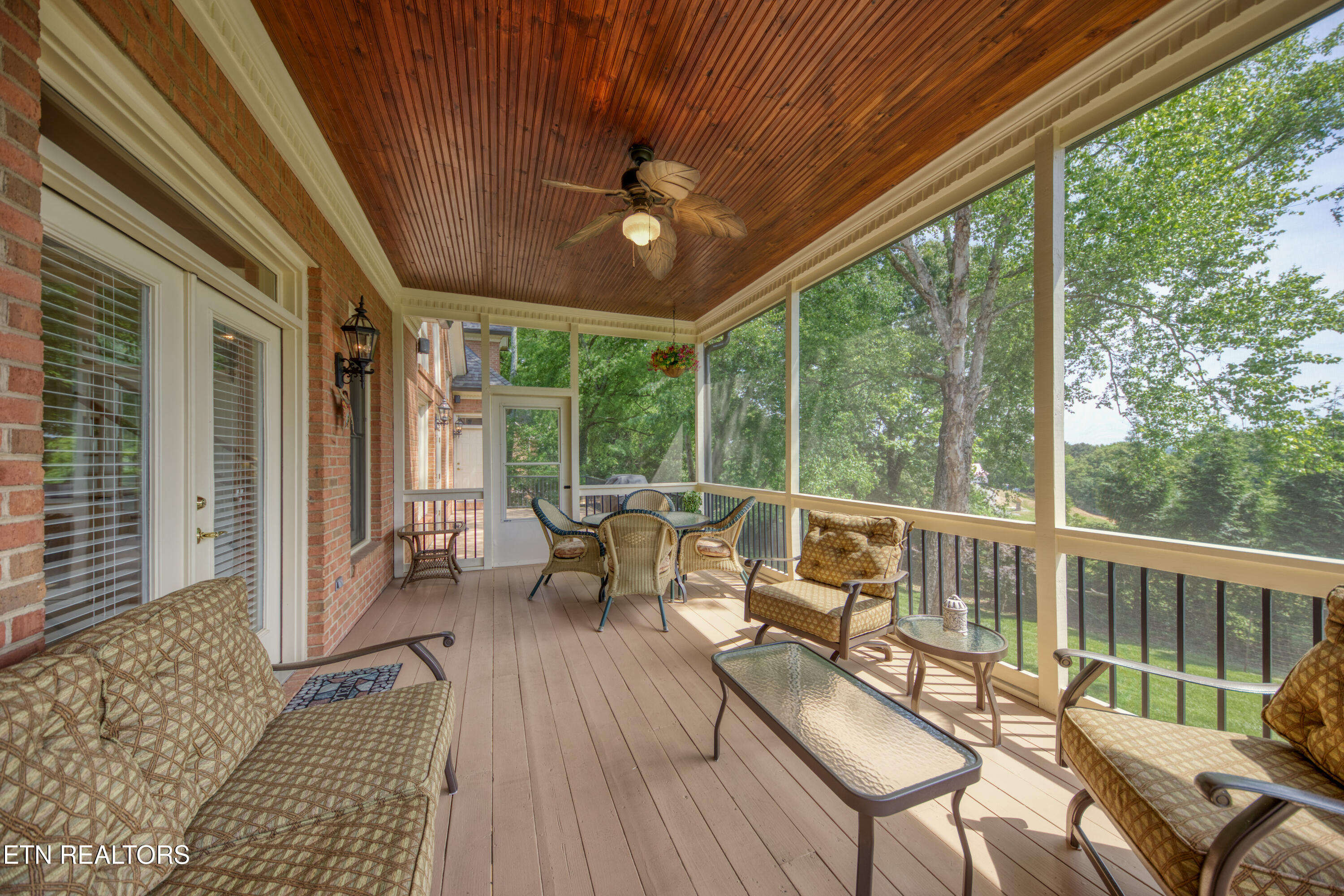 1946 River Sound Drive Knoxville TN 37922