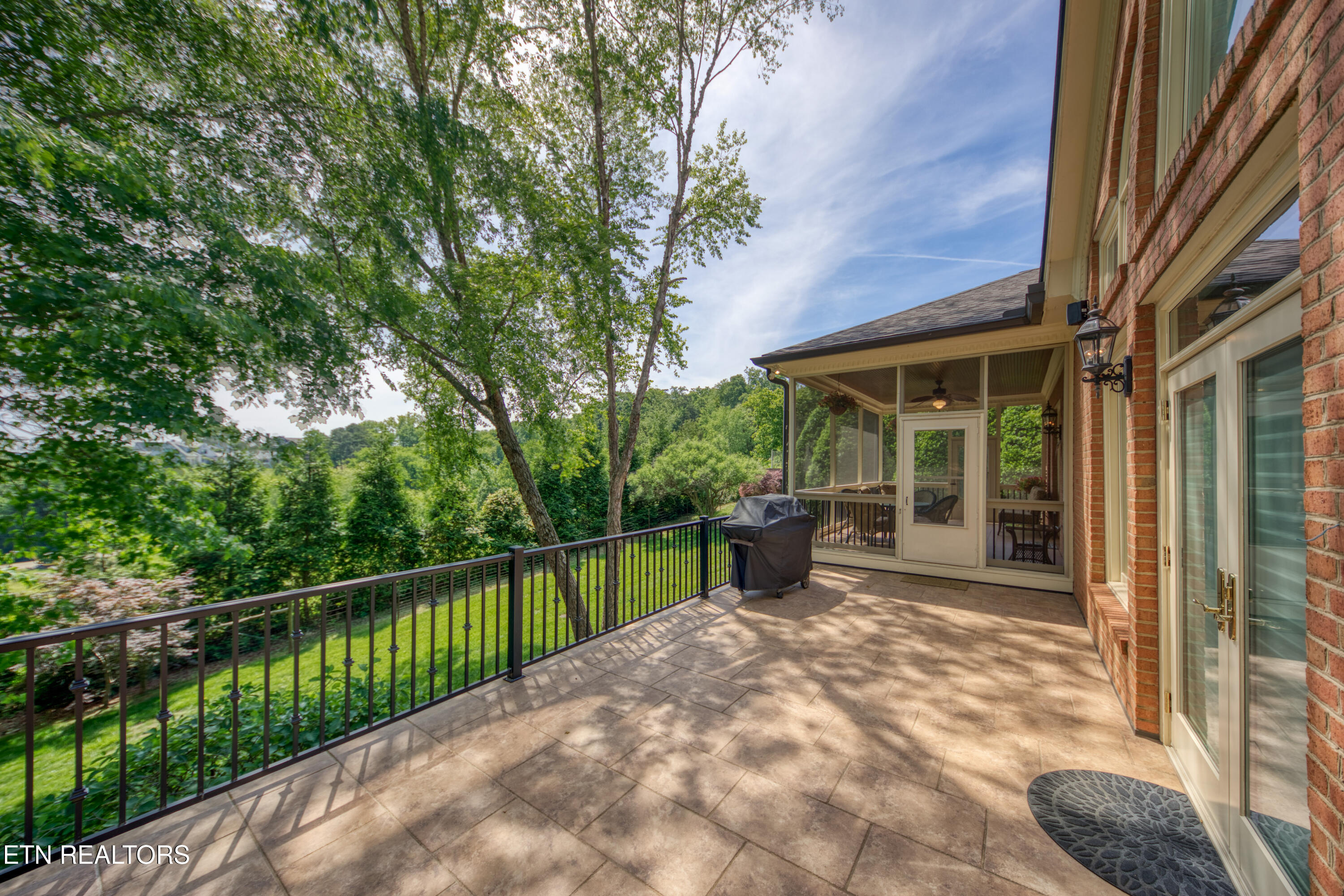 1946 River Sound Drive Knoxville TN 37922