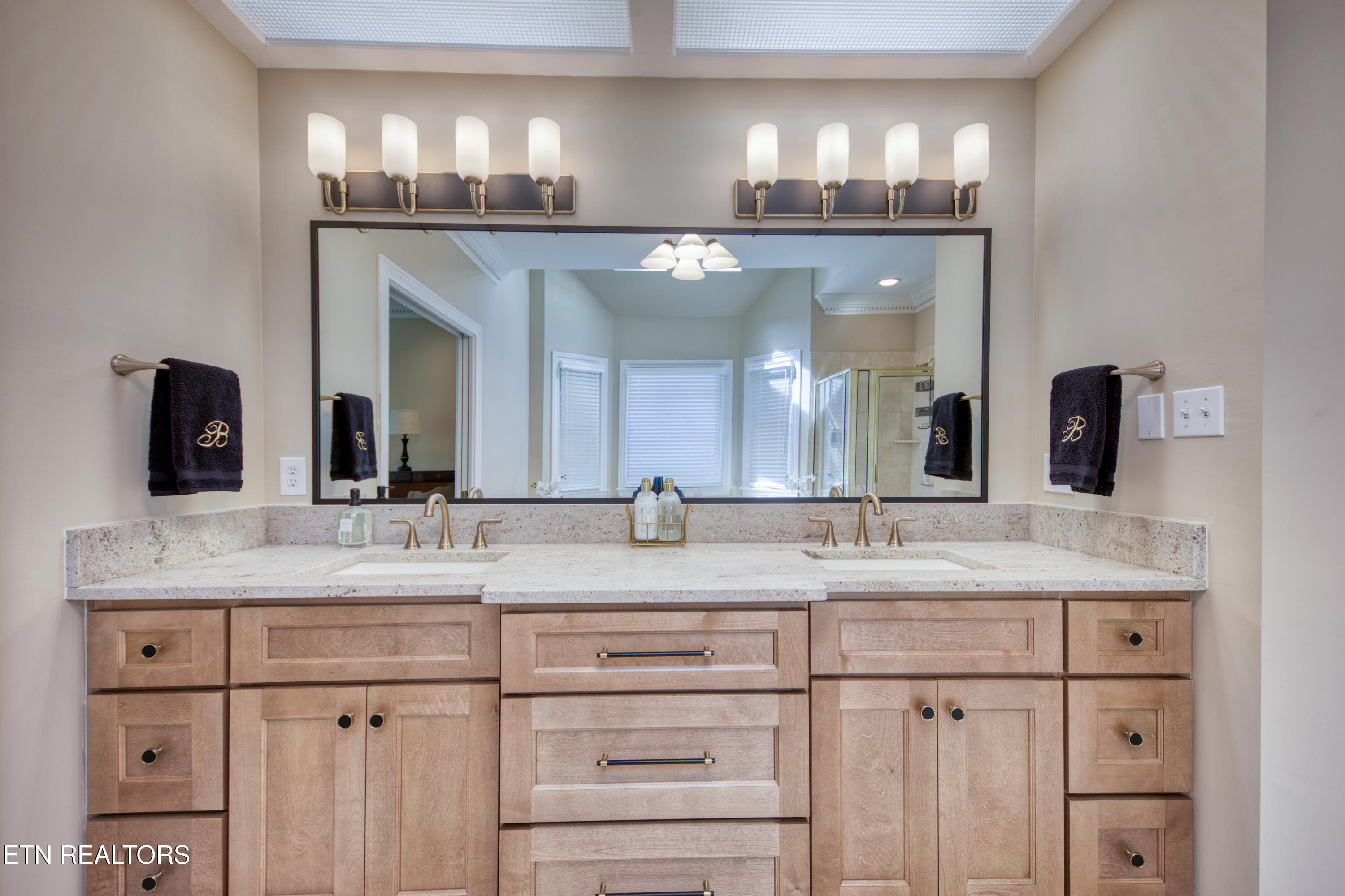 1946 River Sound Drive Knoxville TN 37922