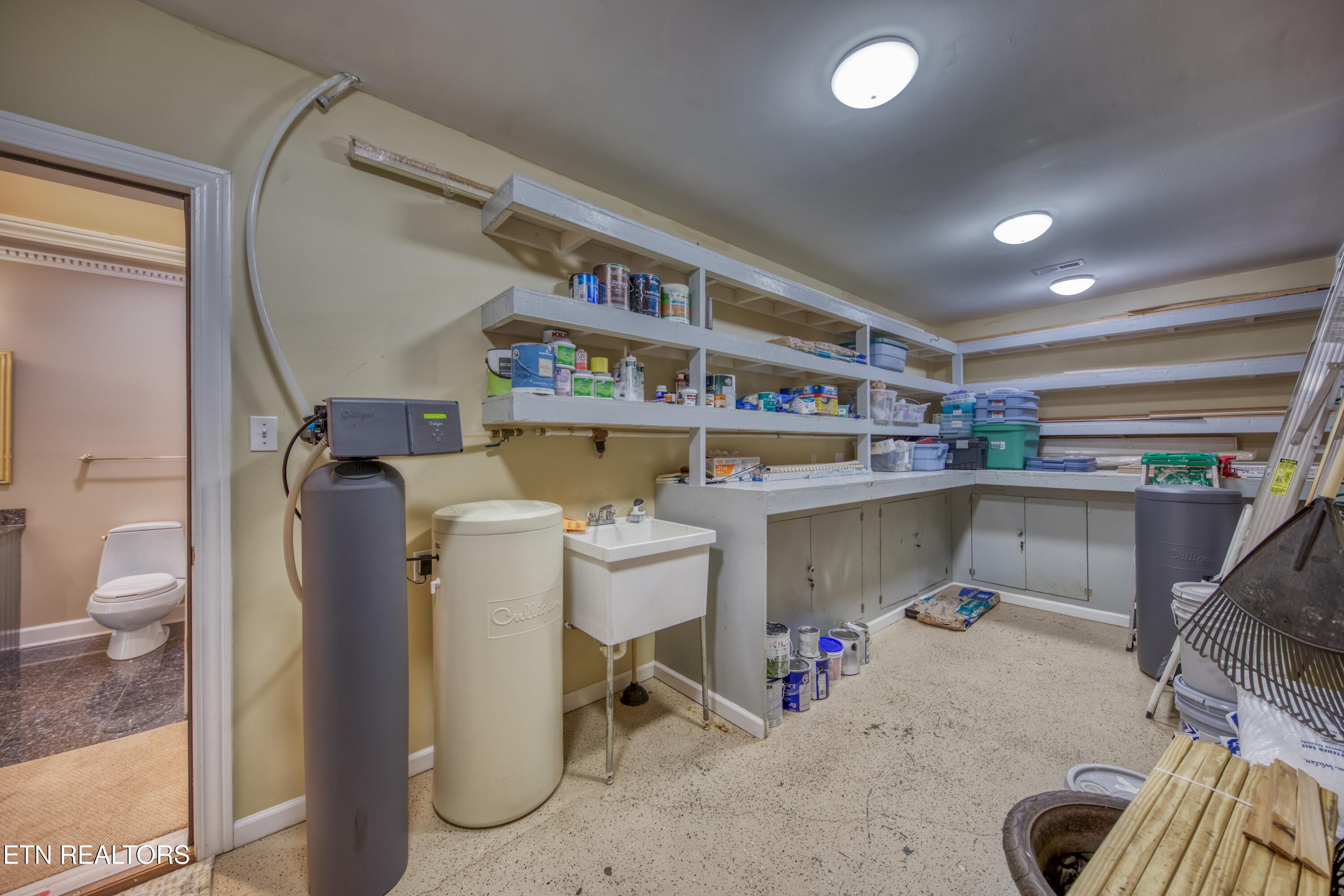 1946 River Sound Drive Knoxville TN 37922