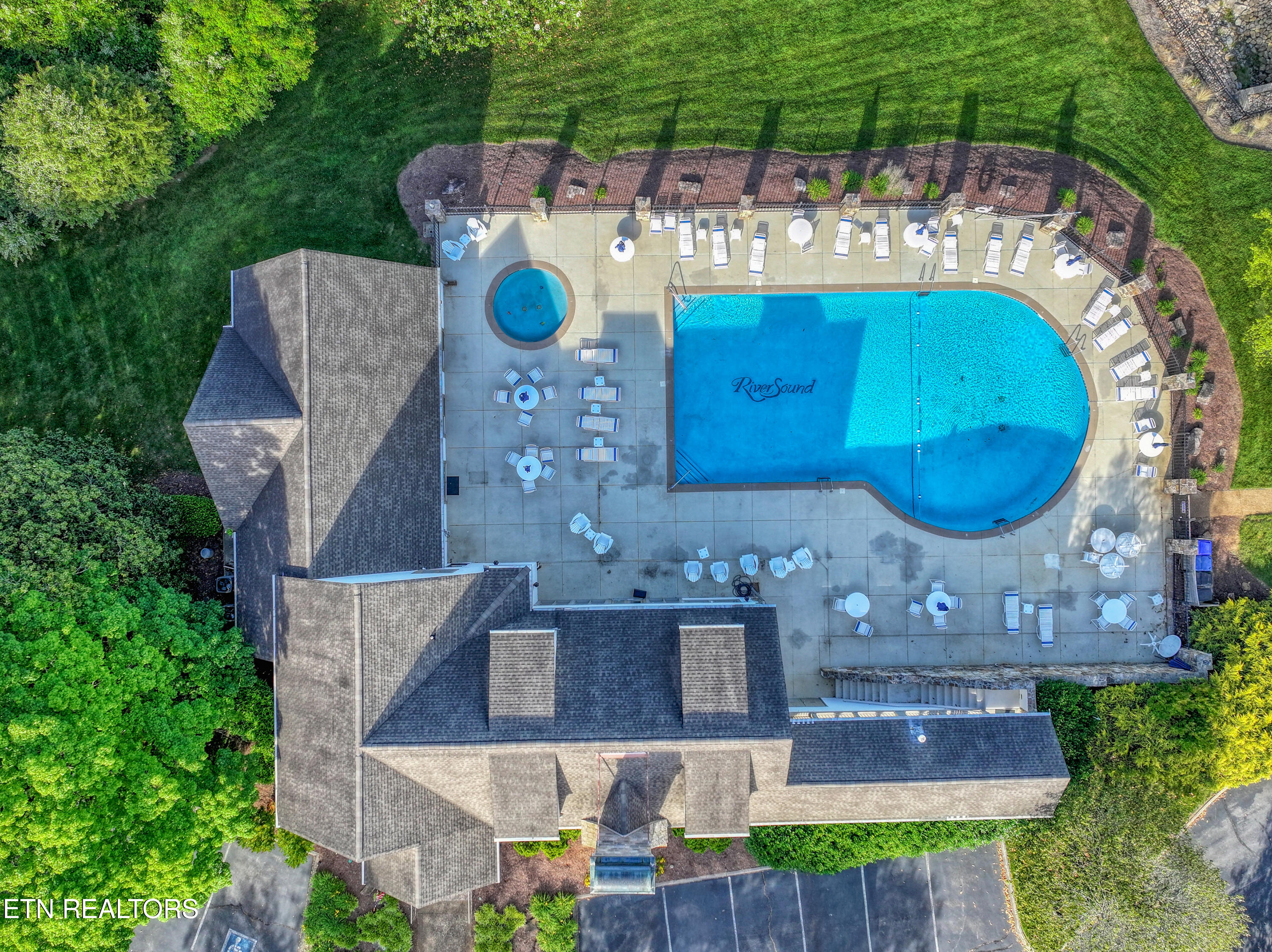 1946 River Sound Drive Knoxville TN 37922