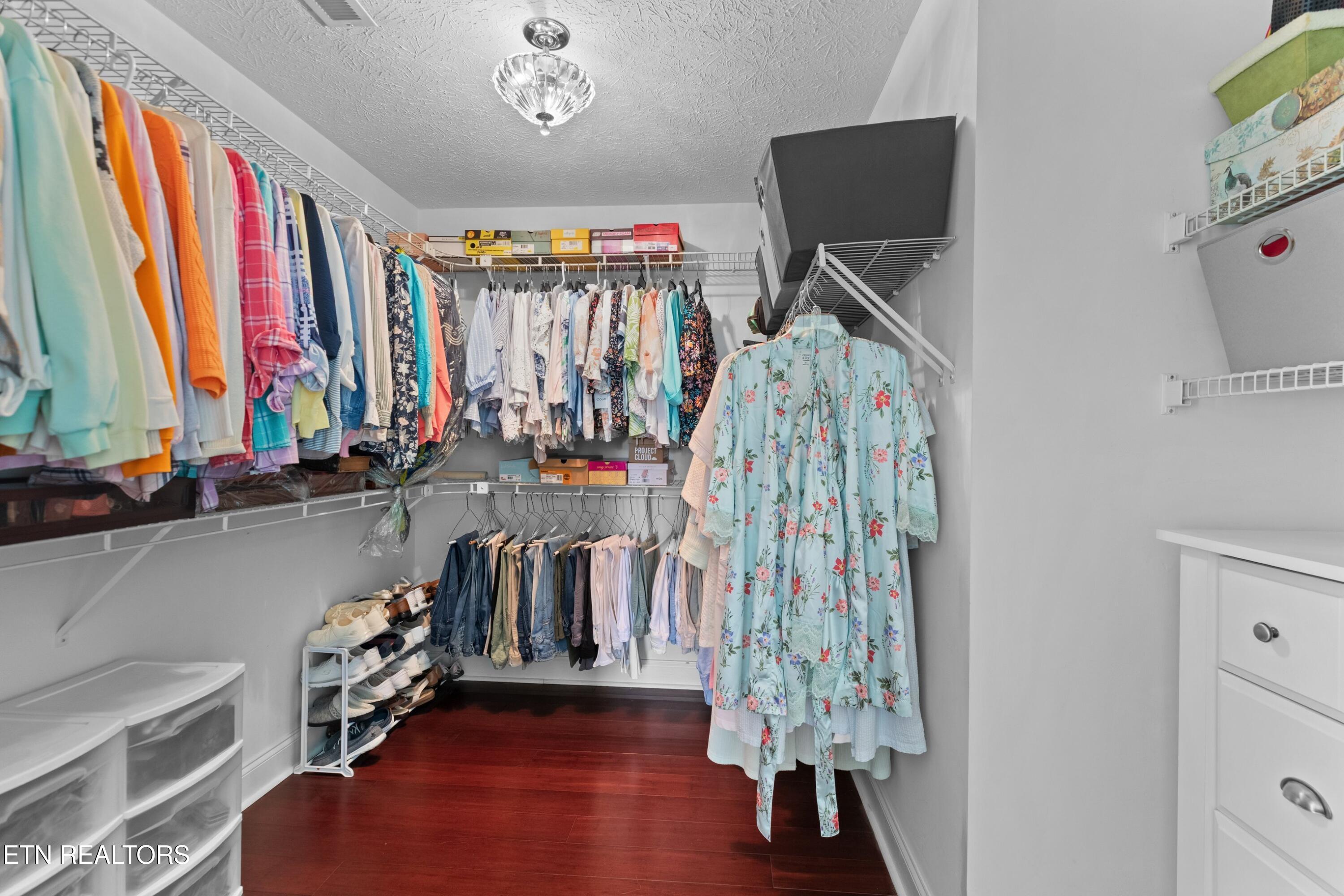 1040 Southwind Circle Dandridge TN 37725